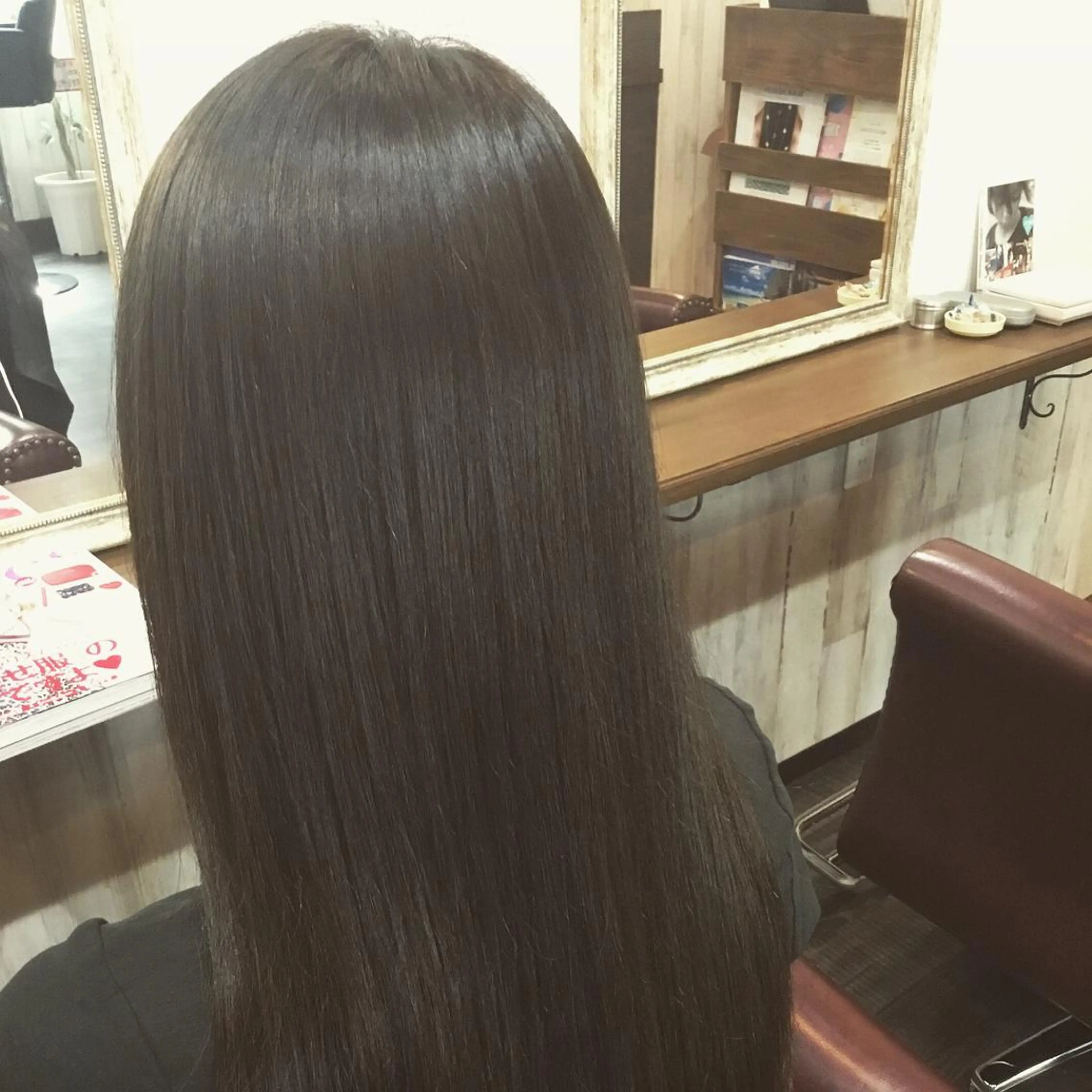 セミロング カラー パーマ 金崎 新吾のヘアスタイル