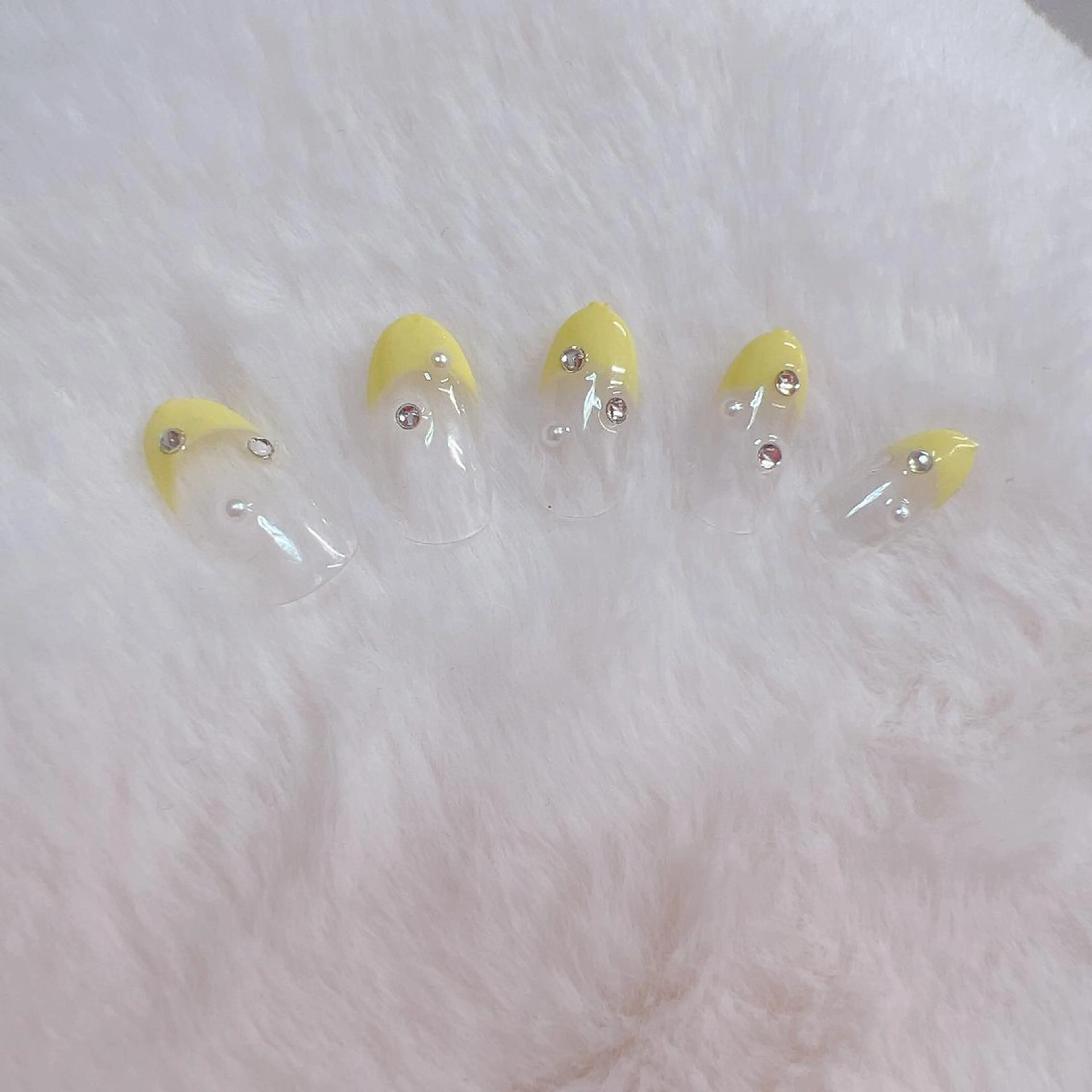 ネイル ハンドネイル Emi lyのネイルデザイン