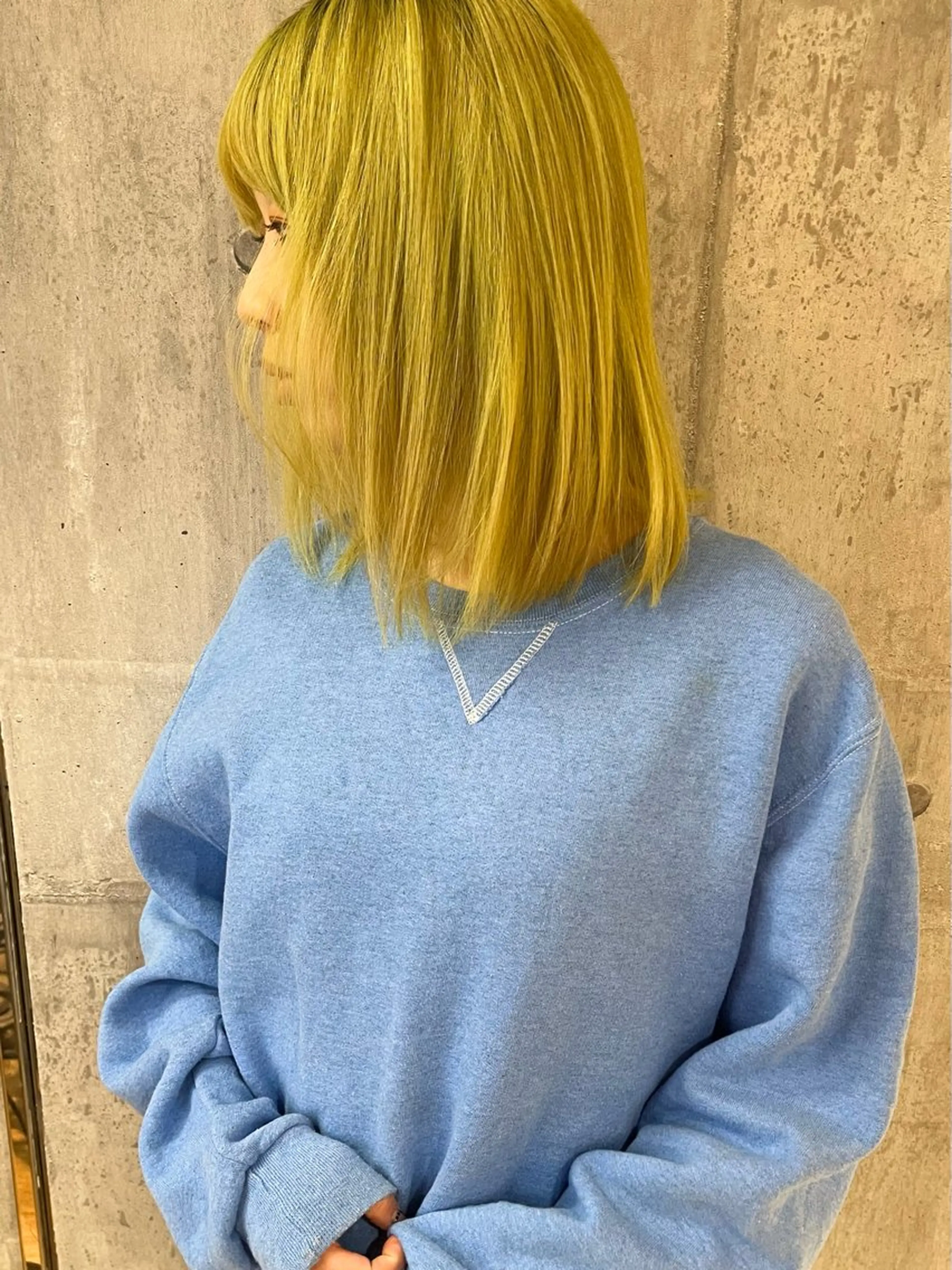 ミディアム カラー イエローカラー カット ヘアカラー トリートメント 髪質改善ｶﾗｰ ｹｱﾌﾞﾘｰﾁ/ﾀﾑのヘアスタイル