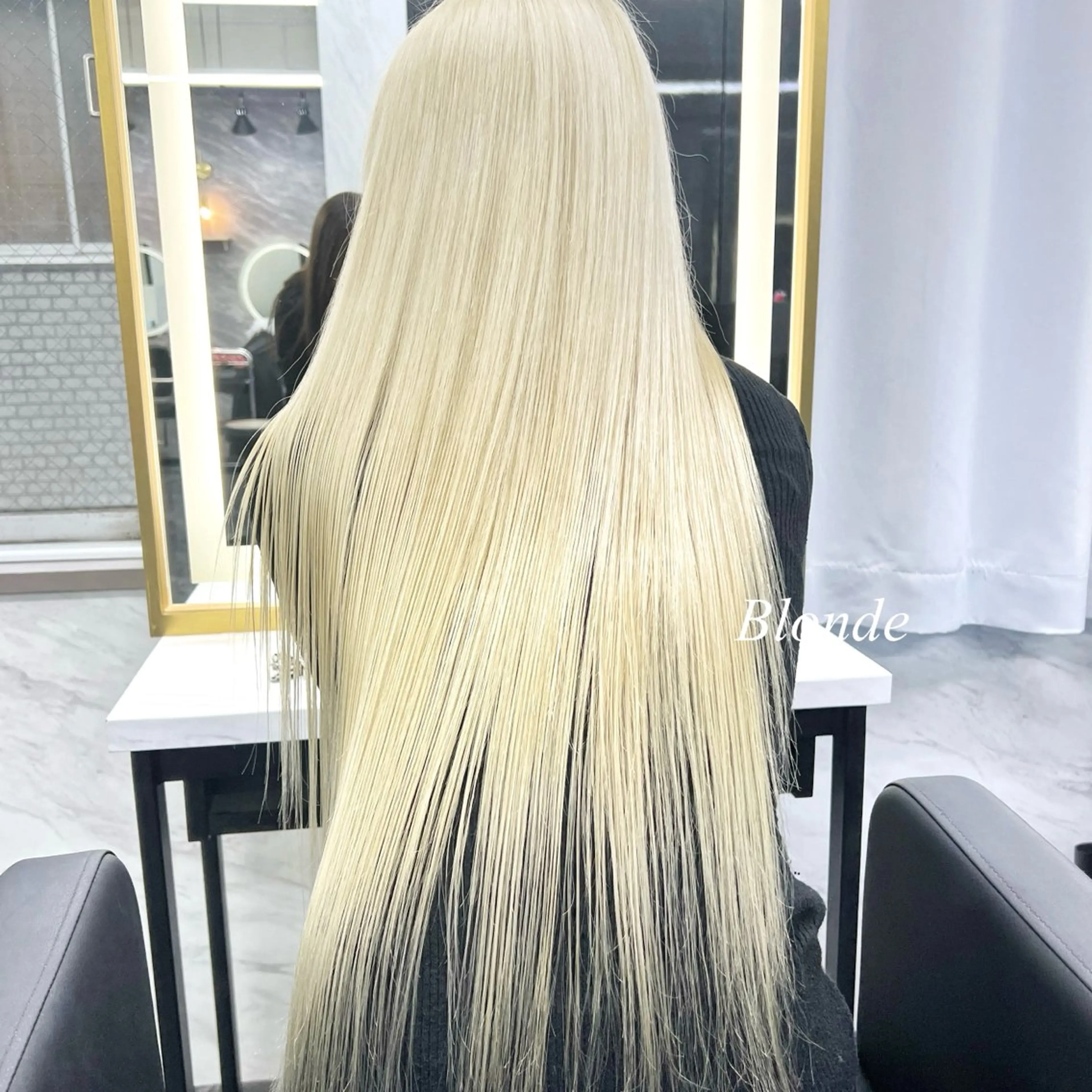 ロング カラー シールエクステ ハイトーンカラー エクステ カット ヘアカラー シールエクステ特化 ハイトーン、NANAのヘアスタイル