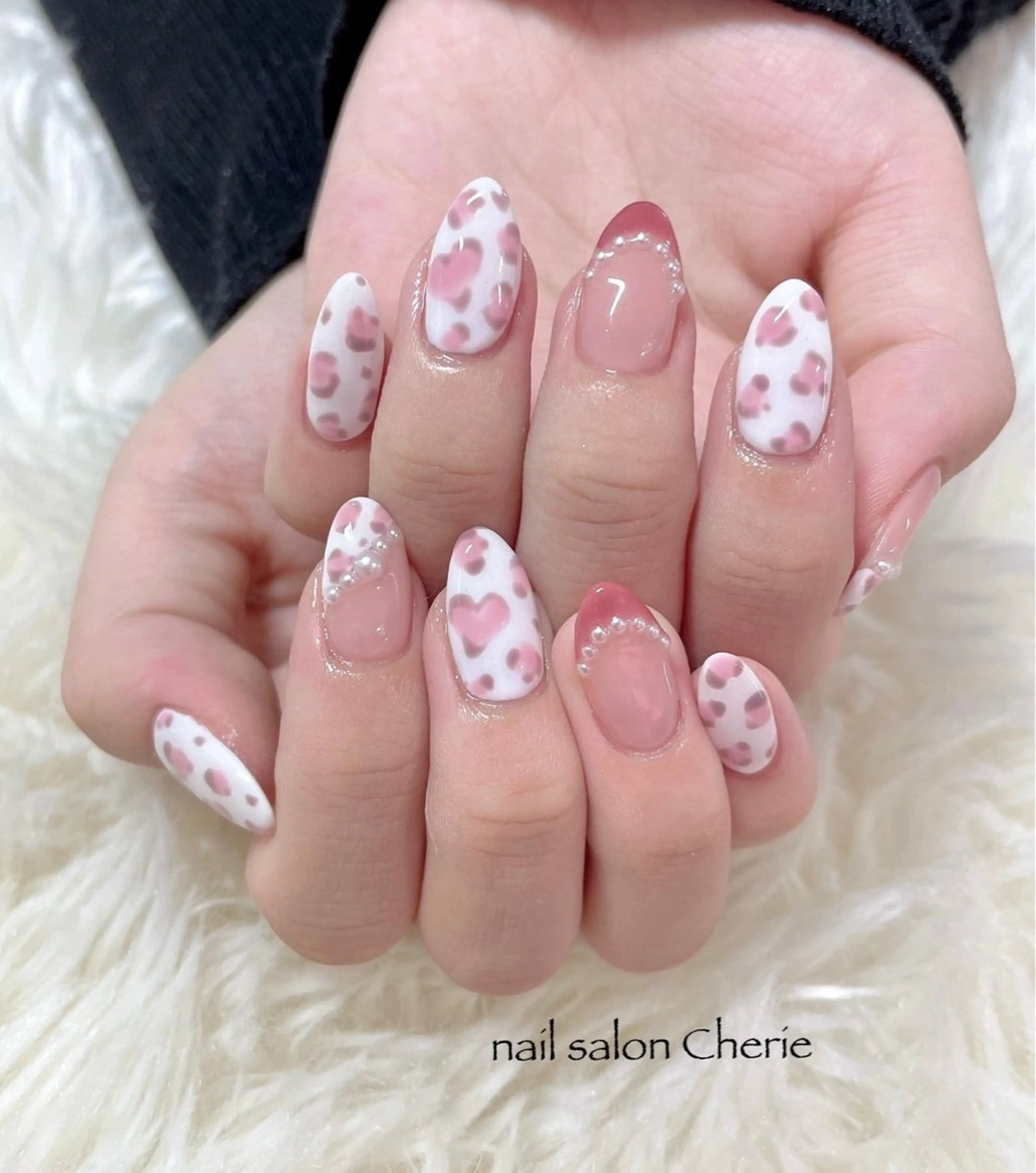 ネイル アニマル柄 フレンチネイル 持ち込み ハンドネイル nail salon Cherie ネイルサロン シェリー所属・nail salon Cherieのネイルデザイン
