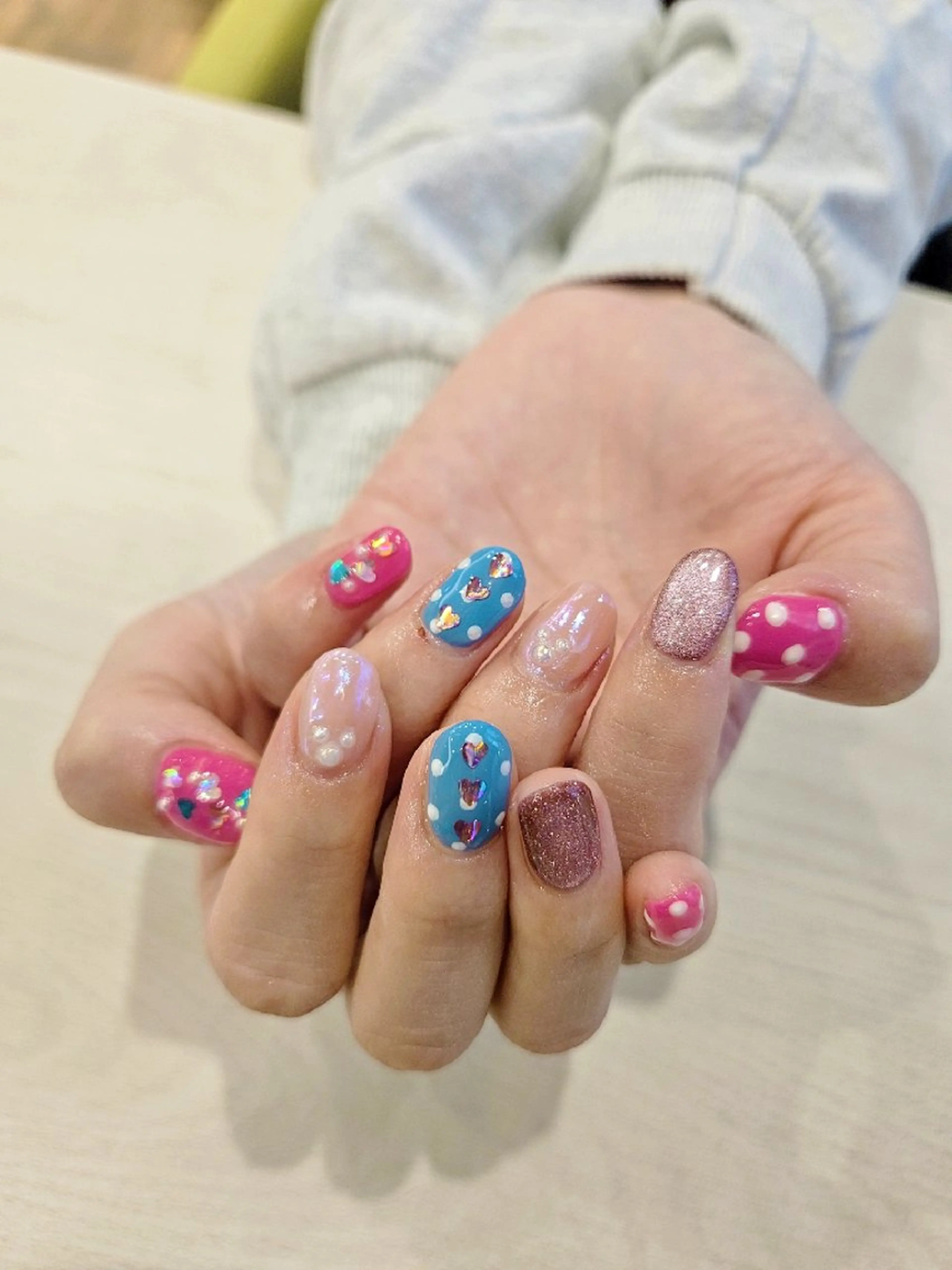 ネイル ハンドネイル 関口 友菜のヘアスタイル