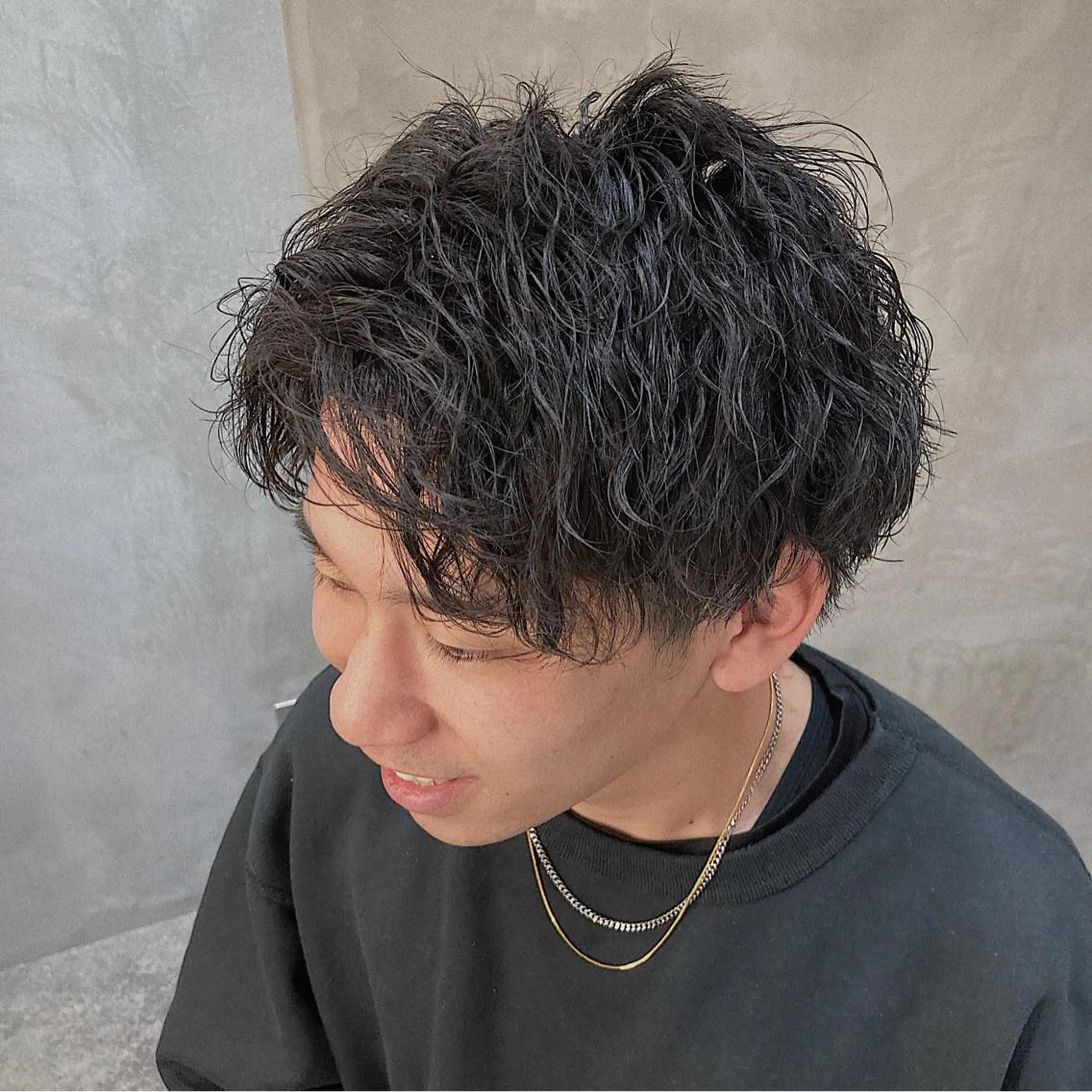 ショート パーマ メンズ メンズパーマ ツイストスパイラルパーマ スパイラルパーマ 波巻きスパイラルパー マ/シャドウパーマ駿のヘアスタイル