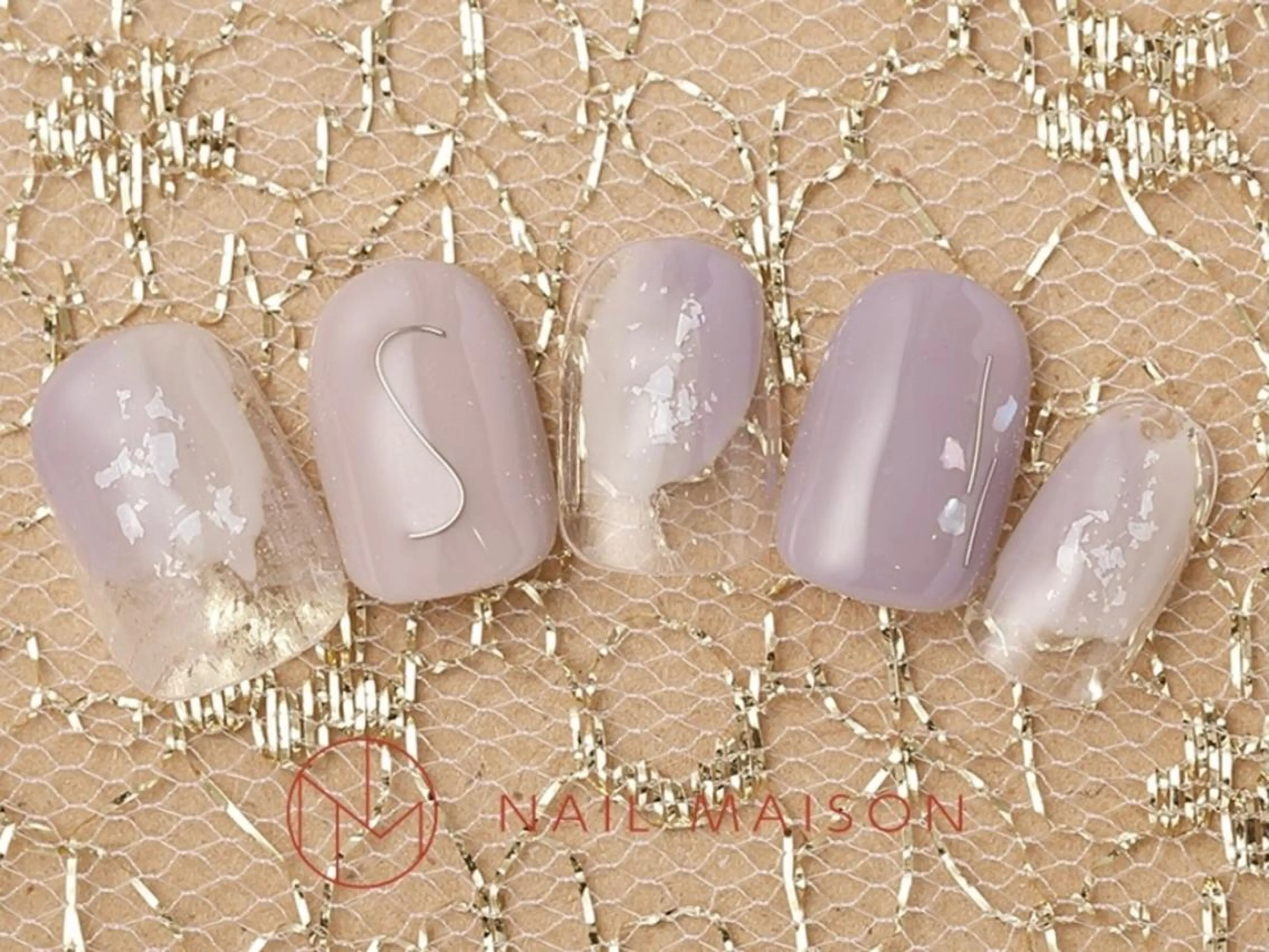 ネイル T RIRIKAのネイルデザイン