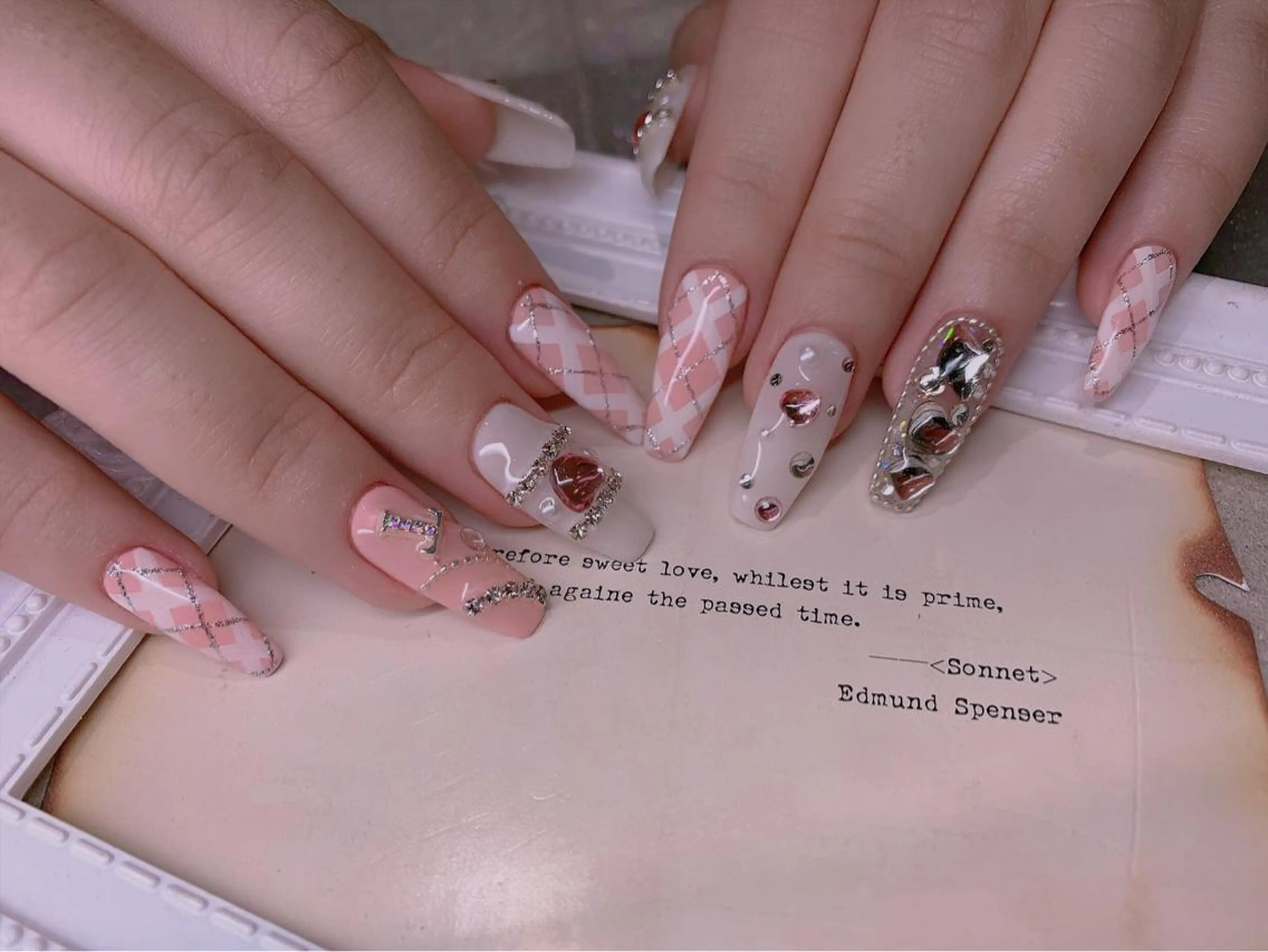 ネイル エムズ ハヤシのネイルデザイン