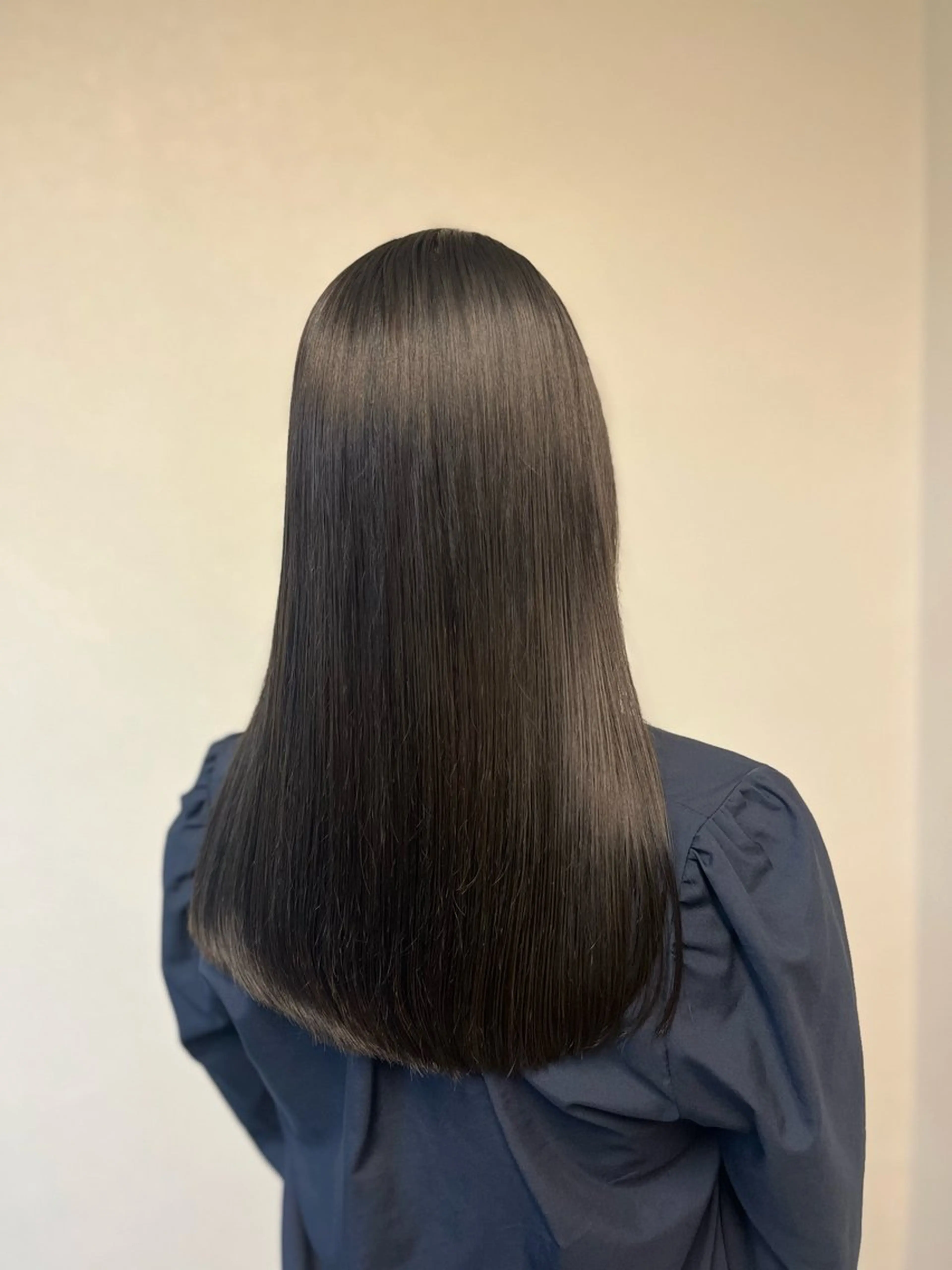 ロング カット ヘアカラー 縮毛矯正 トリートメント ヘアセット 縮毛矯正✨グレー ジュカラー✨MOEのヘアスタイル