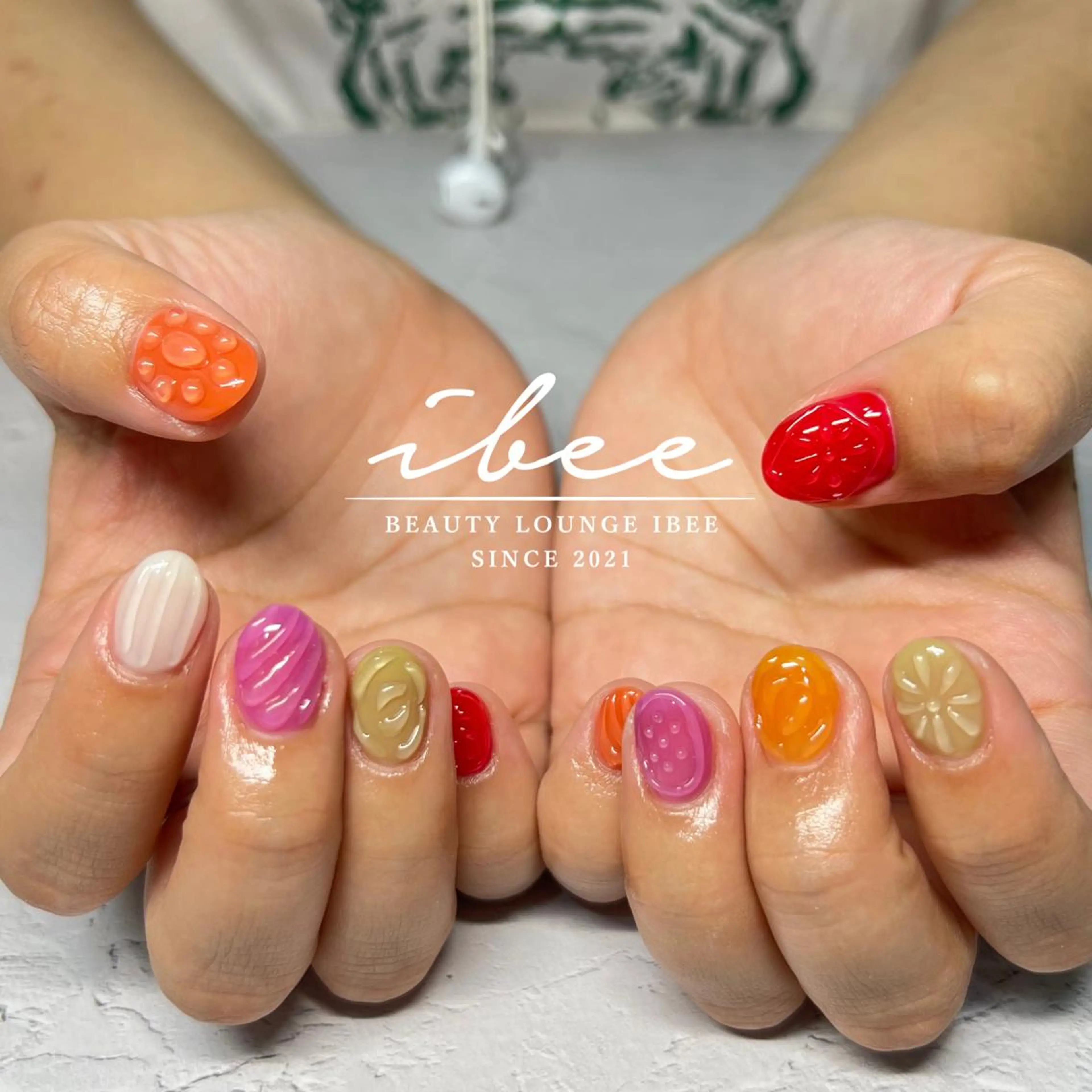 ネイル ハンドネイル ibee nail 🤍yumiのネイルデザイン