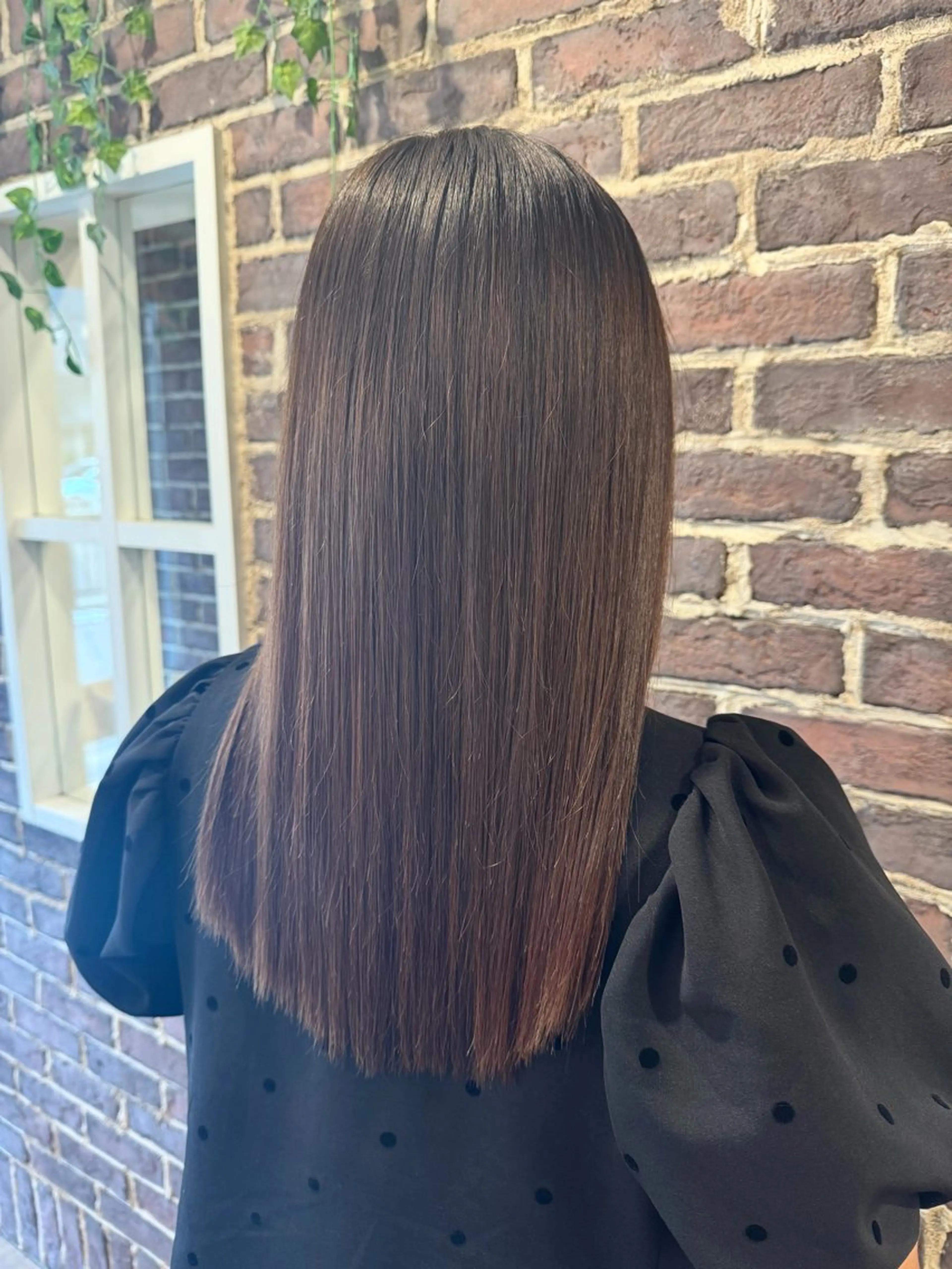 ロング 555tetelight所属・新井 菜摘のヘアスタイル