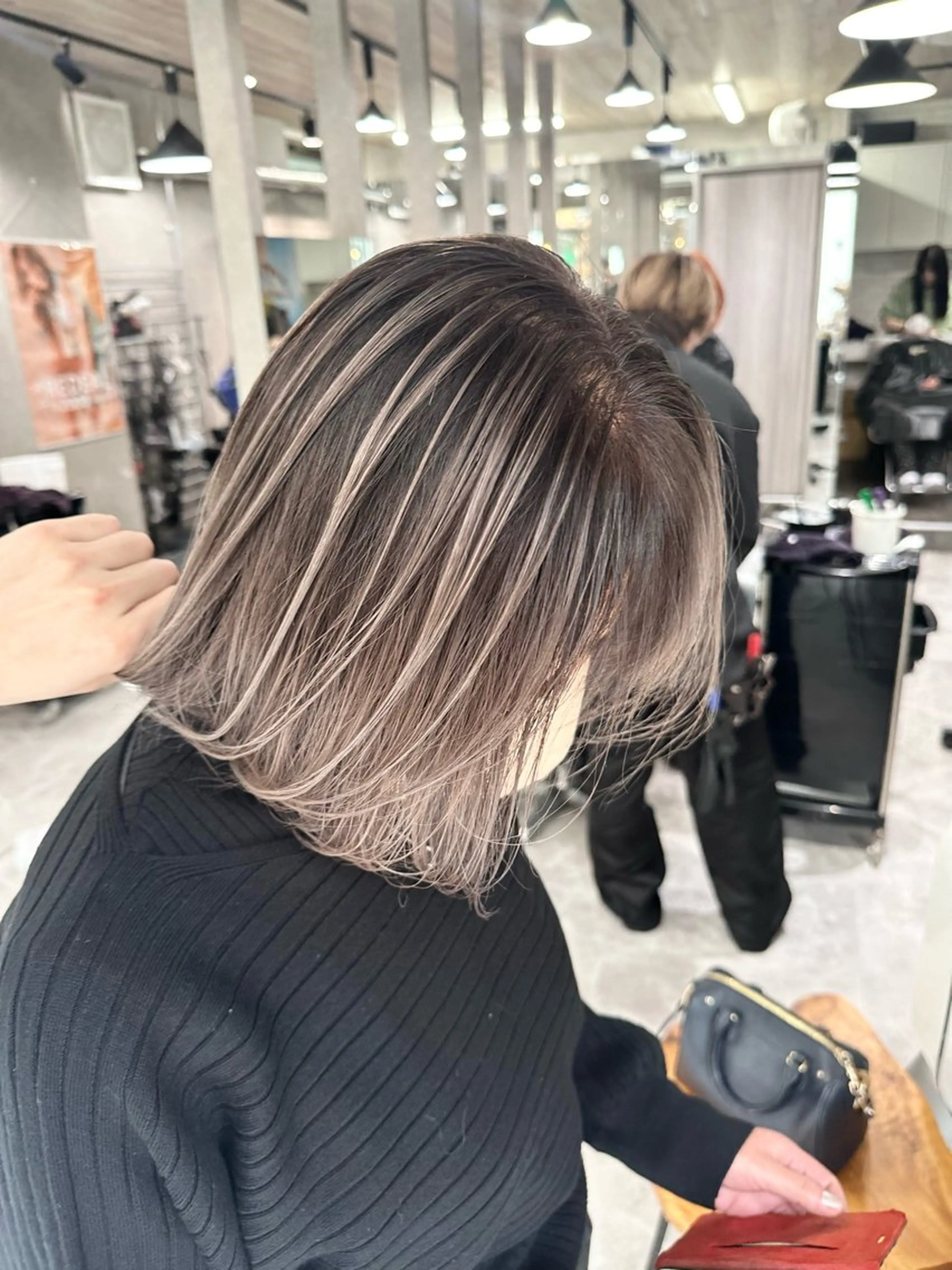 ショート カラー りょうへい/ 全頭ブリーチ/渋谷のヘアスタイル