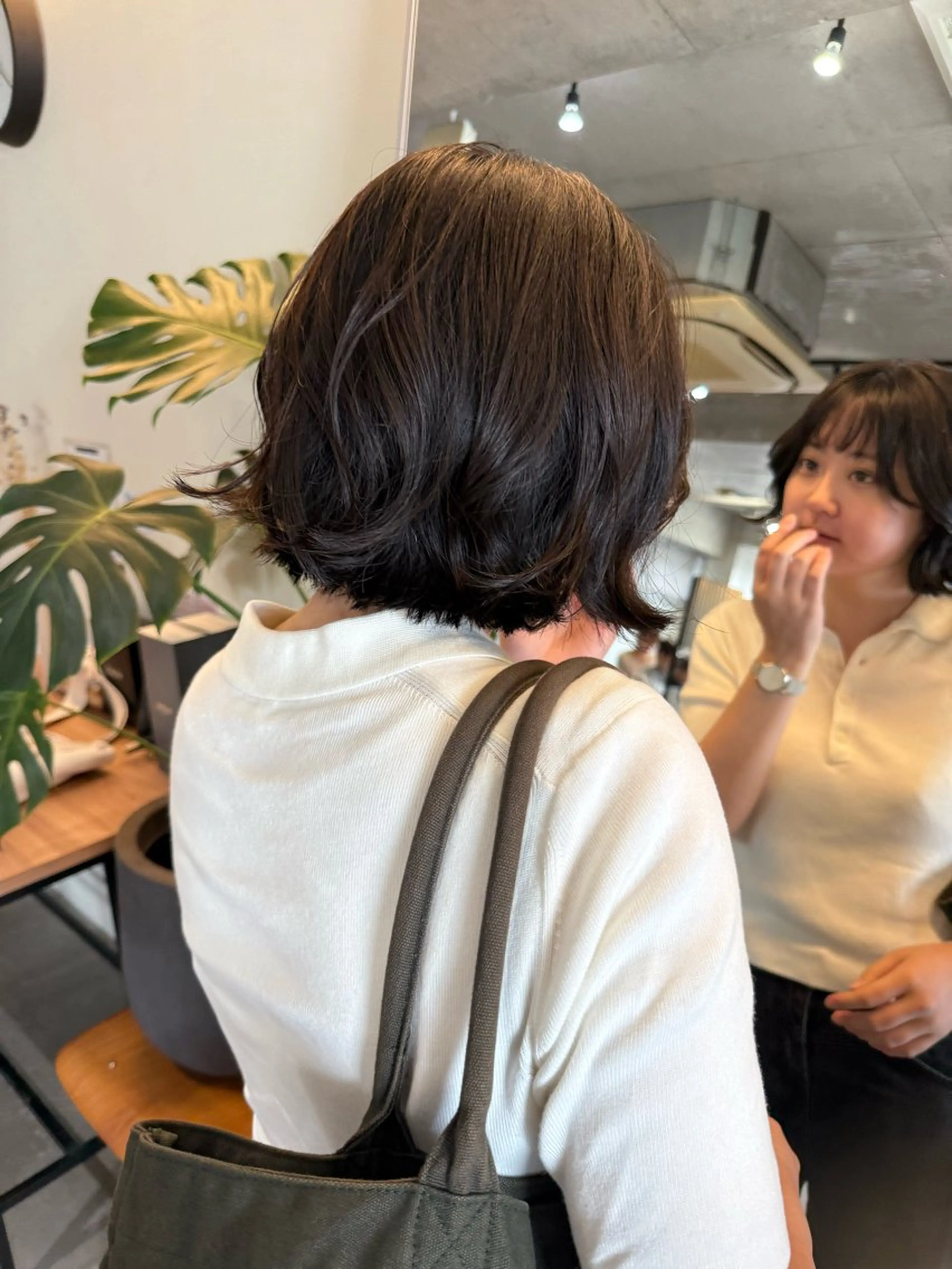 ショート ボブ レイヤーカット\ウル フ　chinatsuのヘアスタイル