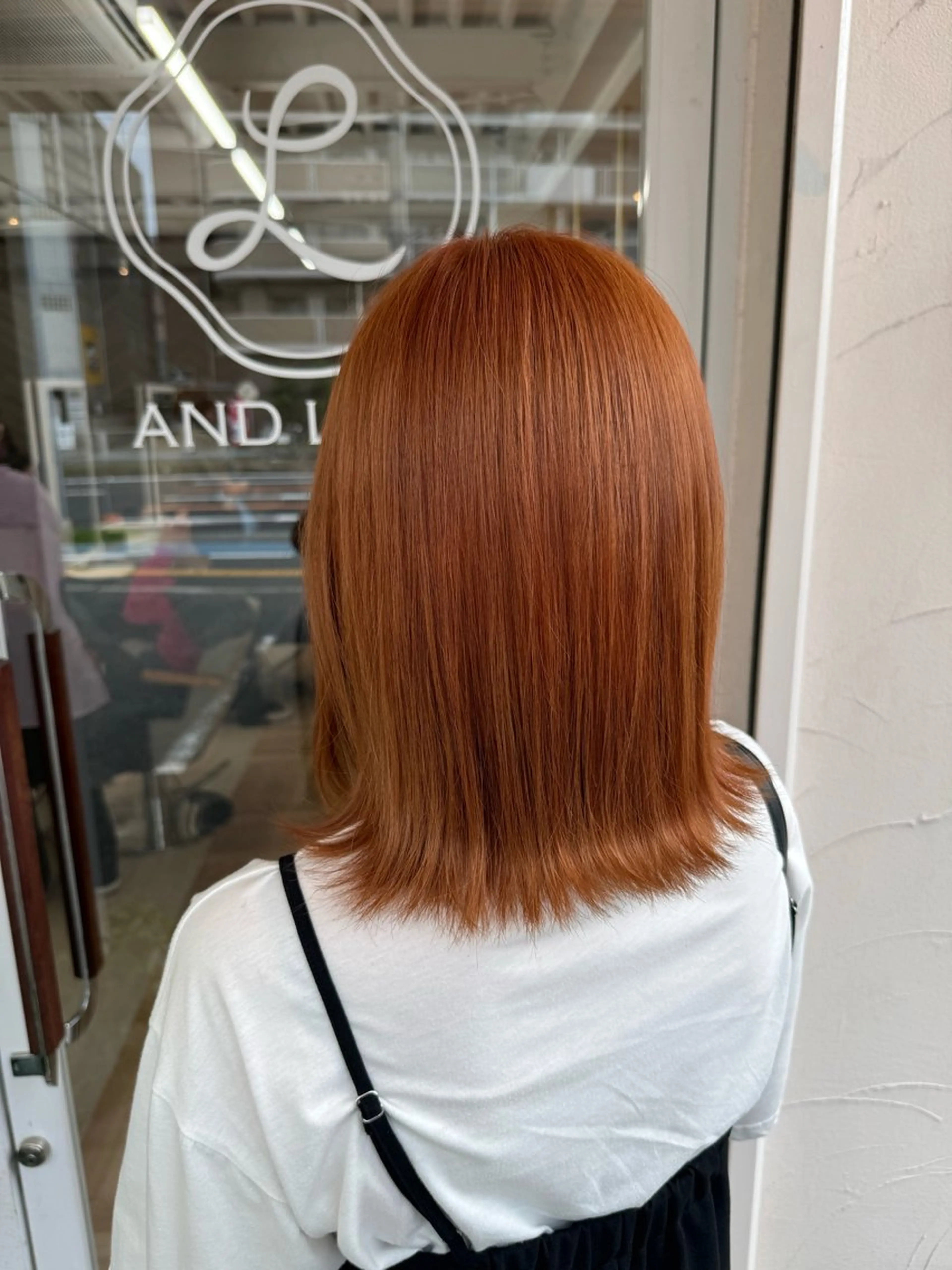 ミディアム カラー 武田 つぐみのヘアスタイル