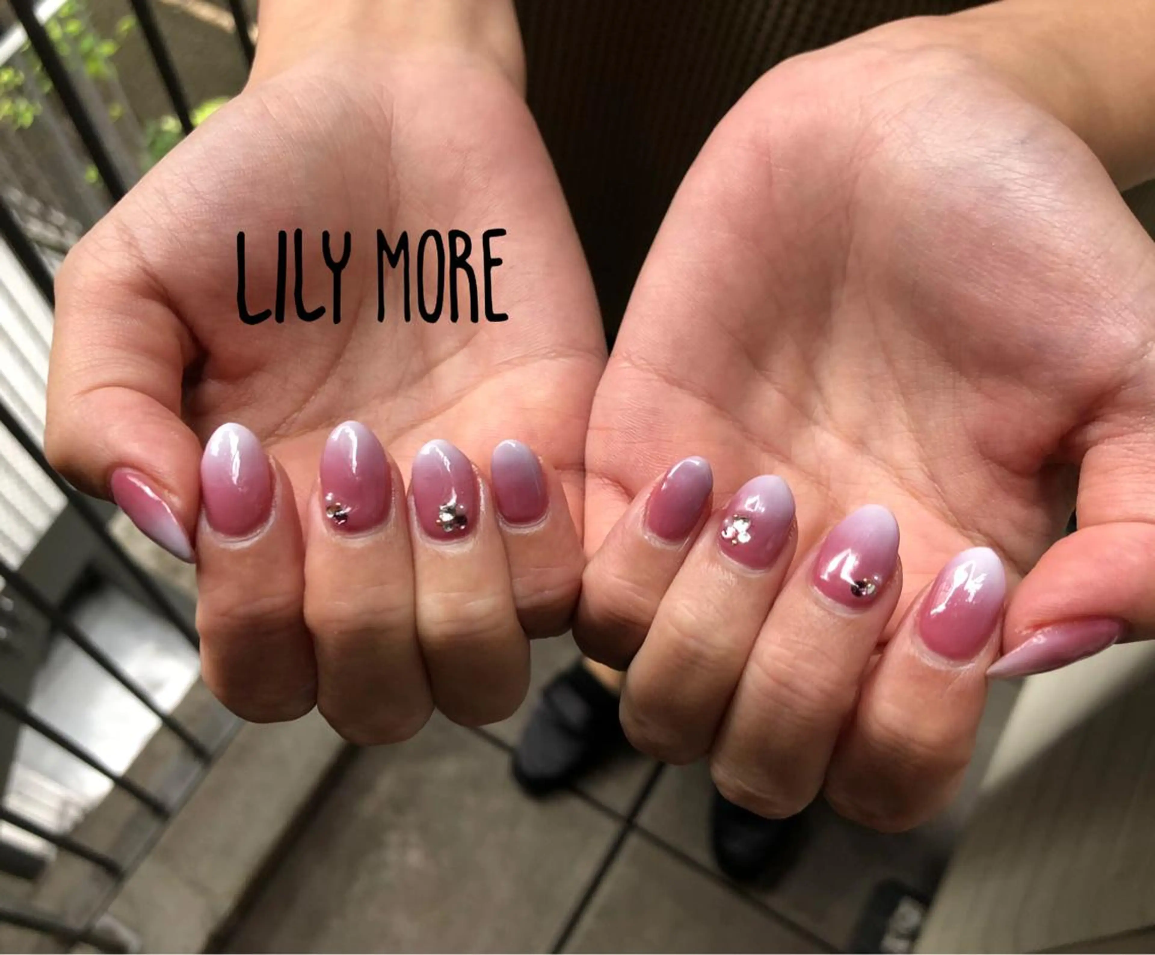 ネイル グラデーション Lily closetのネイルデザイン