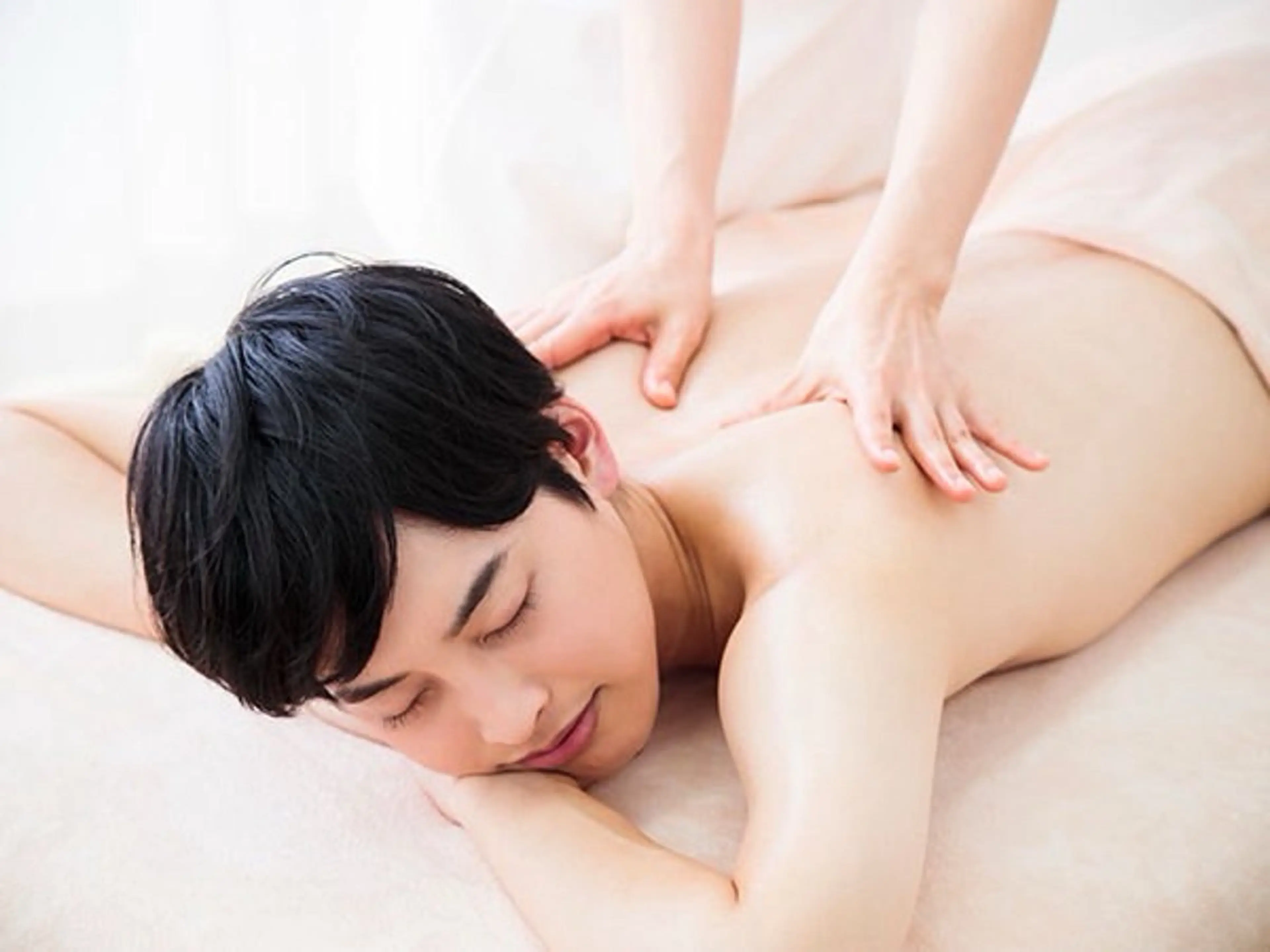 メンズ リラク 痩身 アロマ 小顔 本郷三丁目駅前店のエステ・リラクイメージ