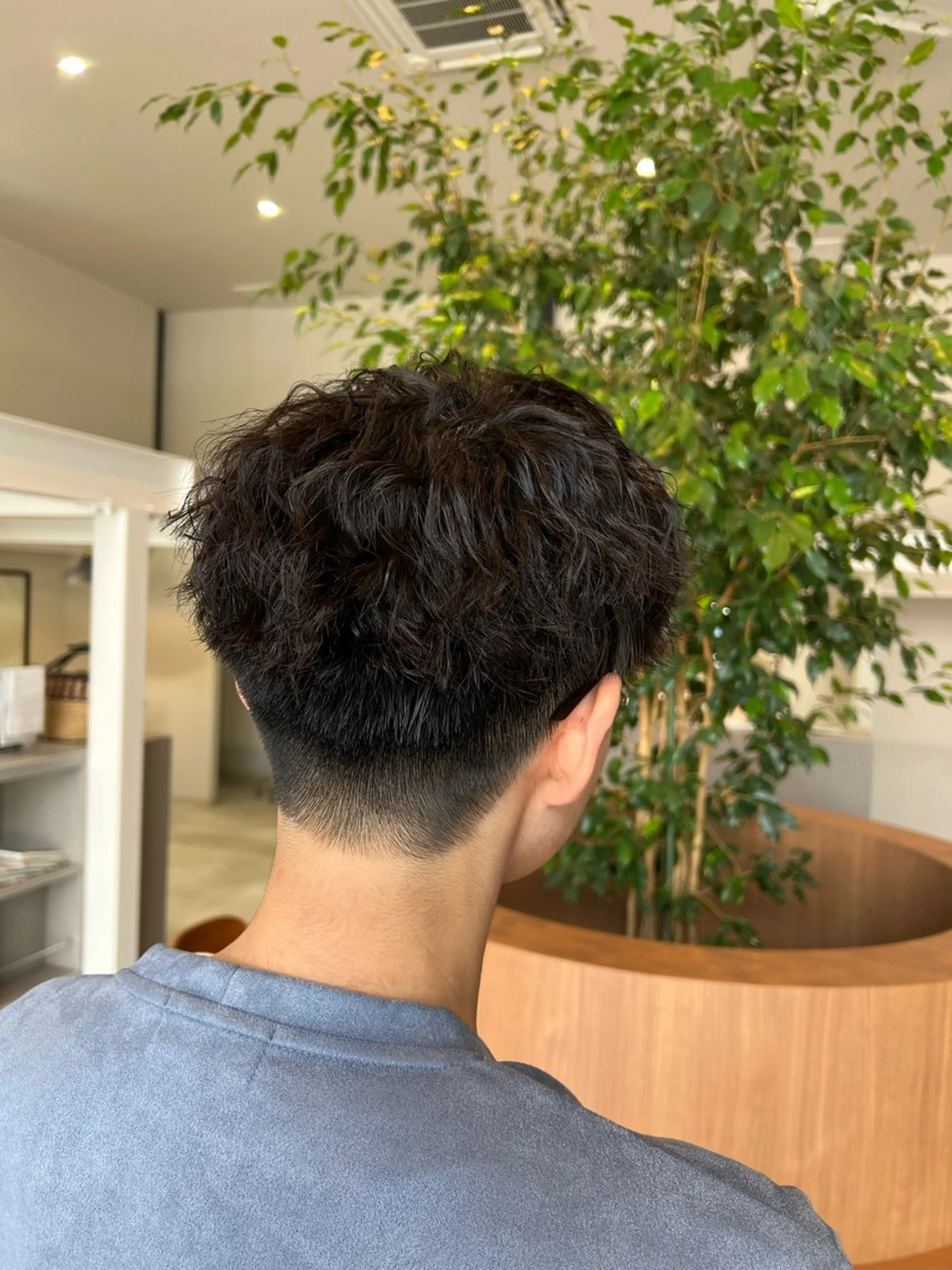 ミディアム パーマ 坂本 一真のヘアスタイル