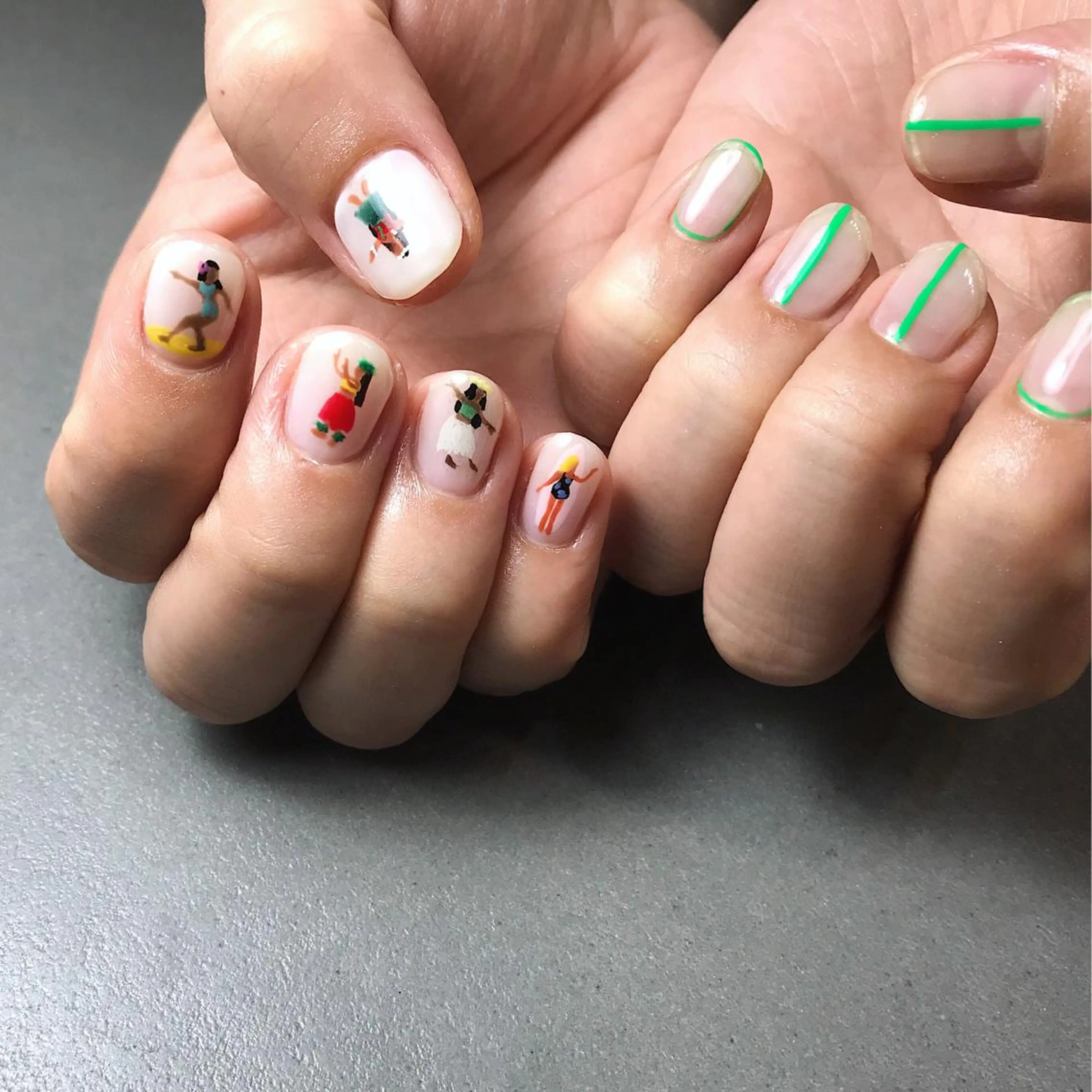 ネイル nail atelier AMBER所属・saori .の眉毛・アイブロウイメージ