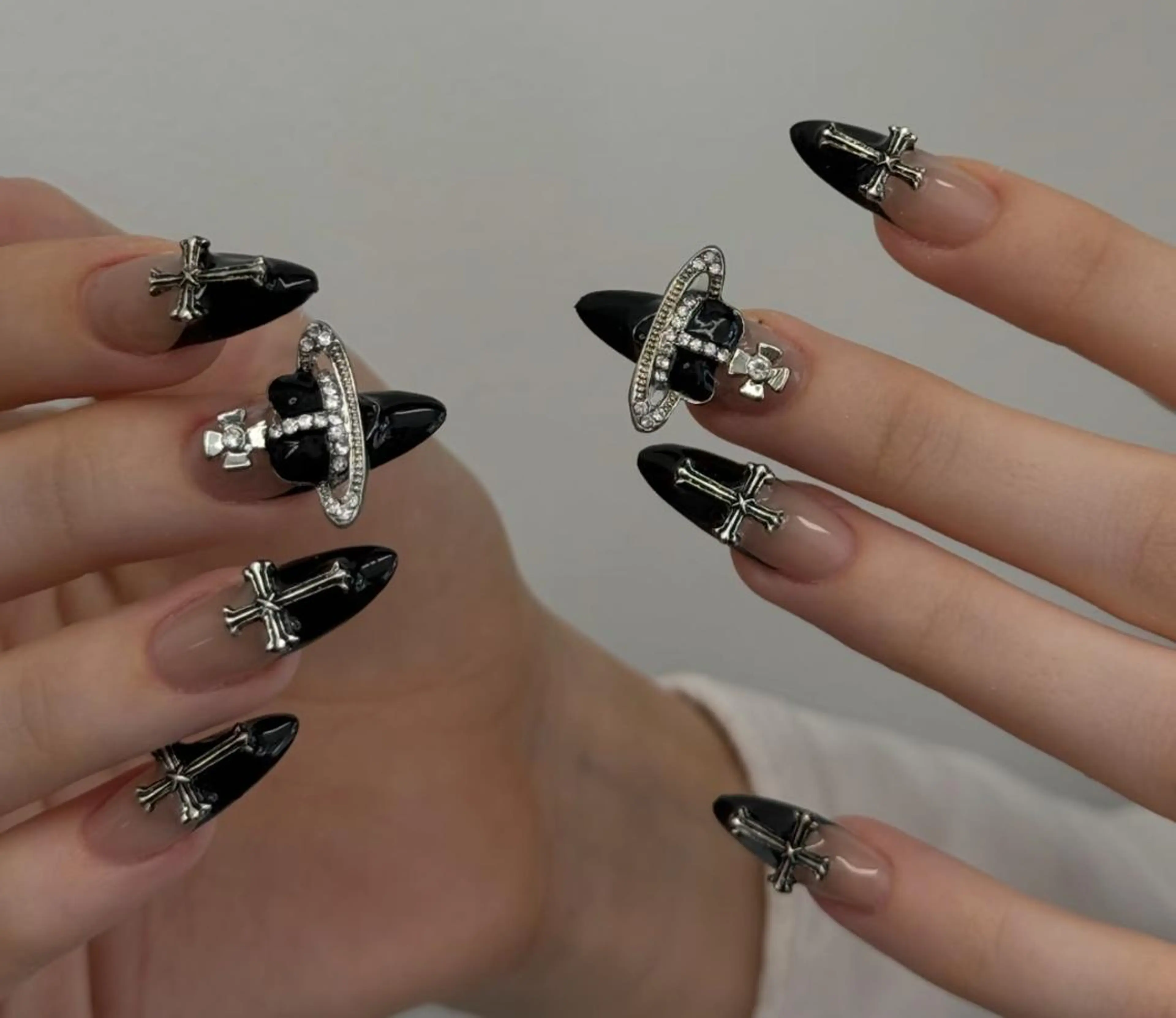 ネイル ハンドネイル ル ルのネイルデザイン