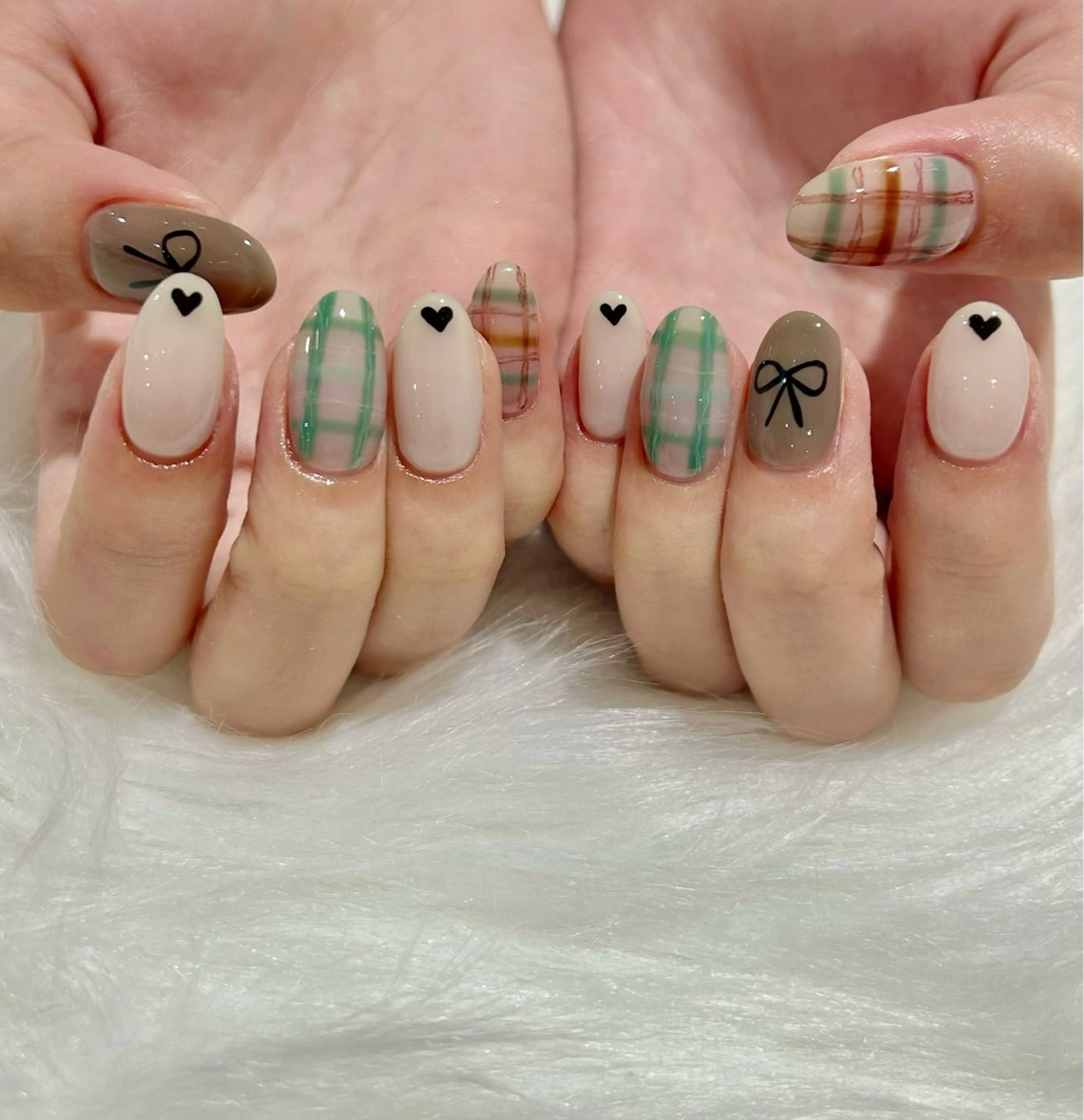 ネイル ハンドネイル 福田 麻耶のネイルデザイン