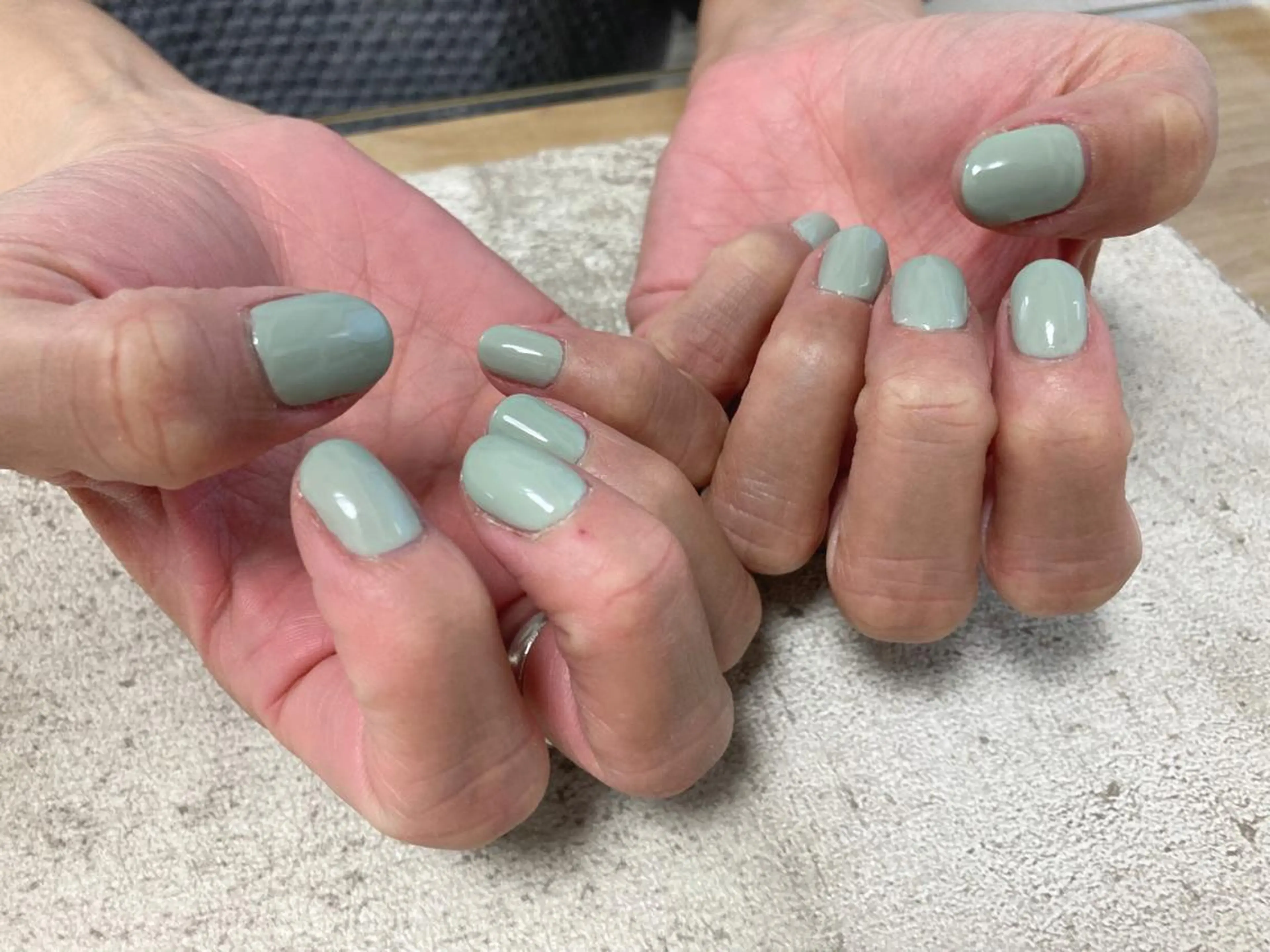 ネイル フットネイル ジェルネイル グリーン 韓国ネイル マグネットネイル Mogu nail 二子玉川のネイルデザイン