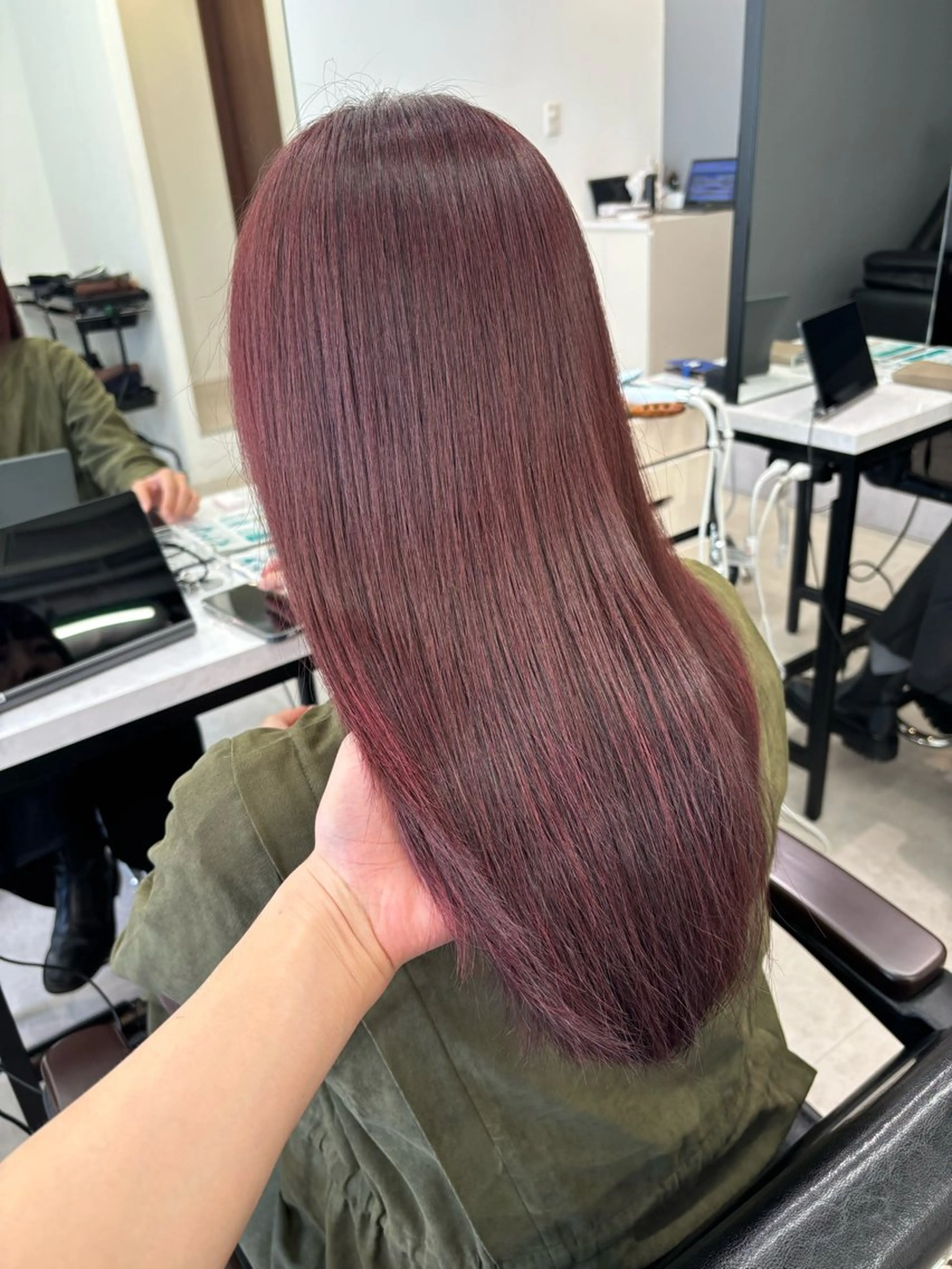 セミロング カラー ブリーチ ブラウンカラー カシス ブリーチなしカラー カット ヘアカラー トリートメント ハイライト/ショート /ボブ/RYOHEIのヘアスタイル