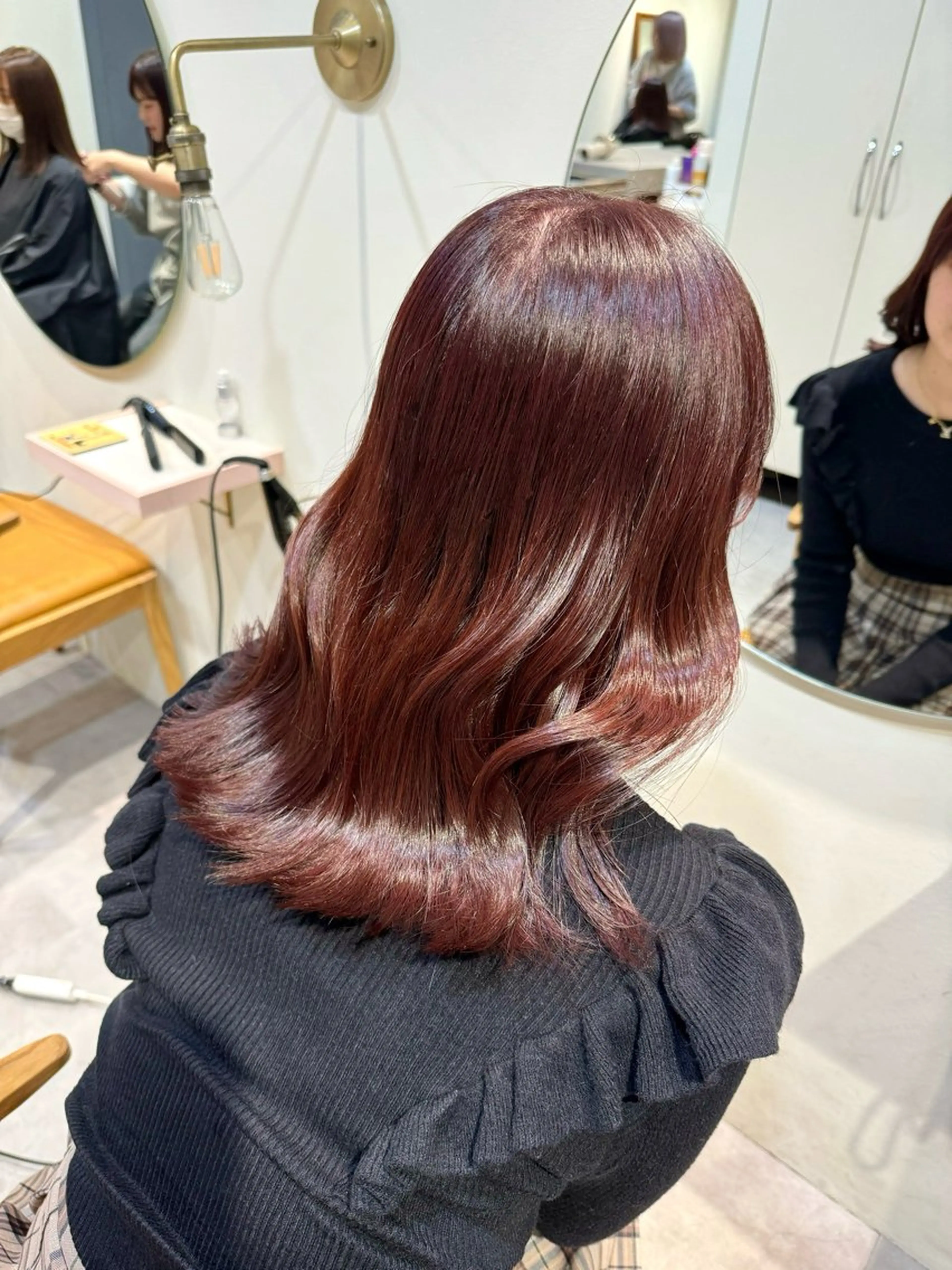 セミロング カラー ayaka♡ 柔らかカラーのヘアスタイル