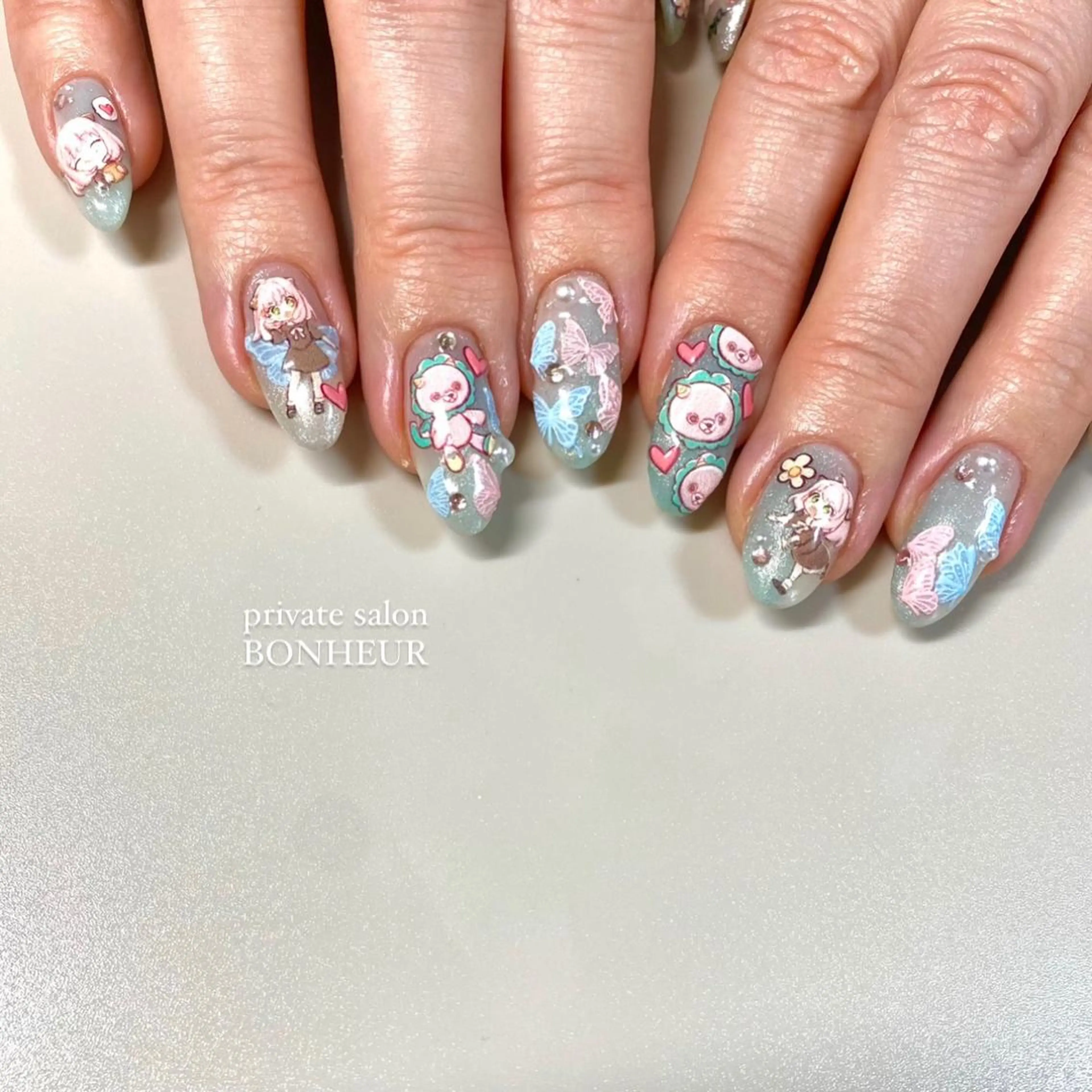 ネイル ハンドネイル BONHEUR Annaのネイルデザイン