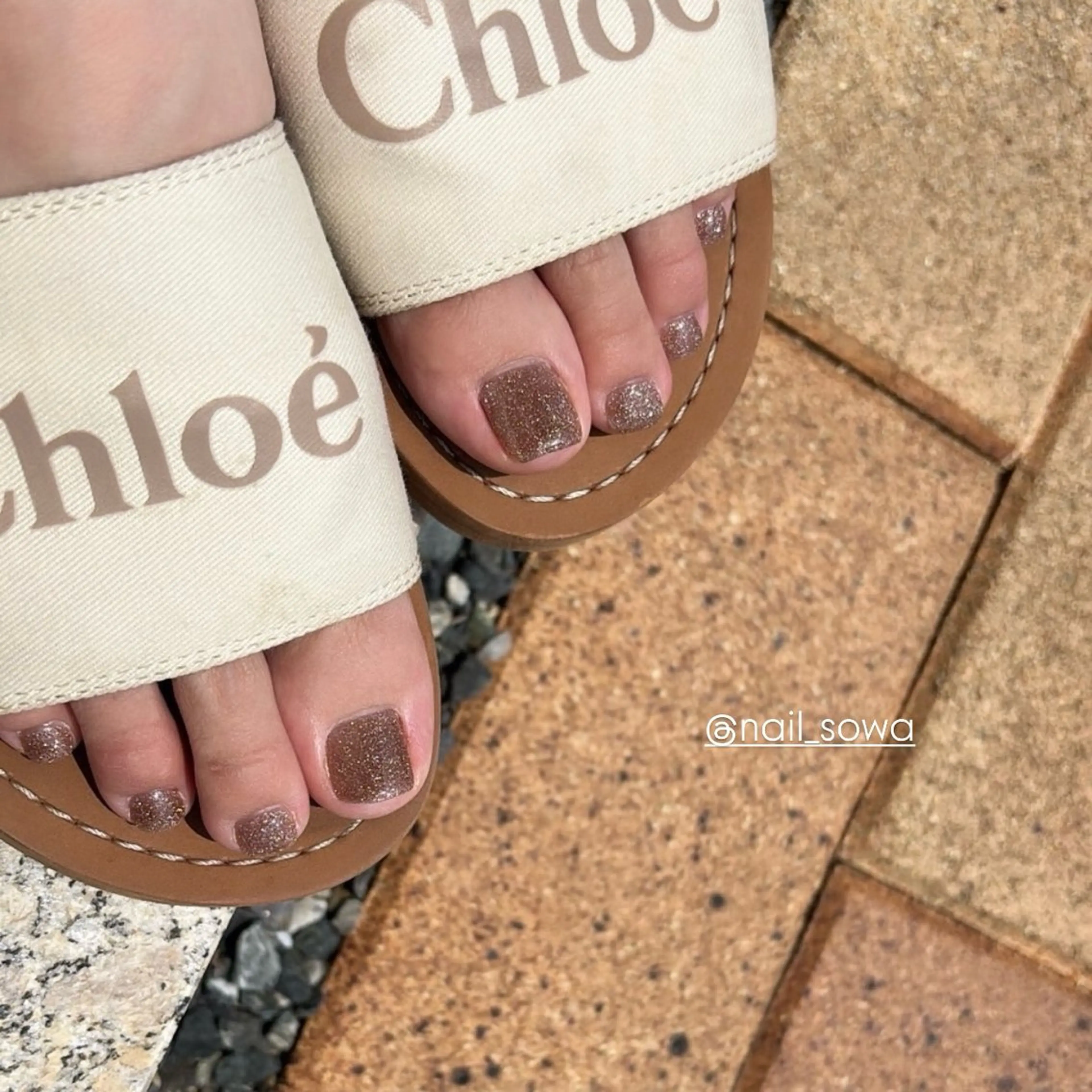 フットワンカラー🩷オフあり🩷の写真