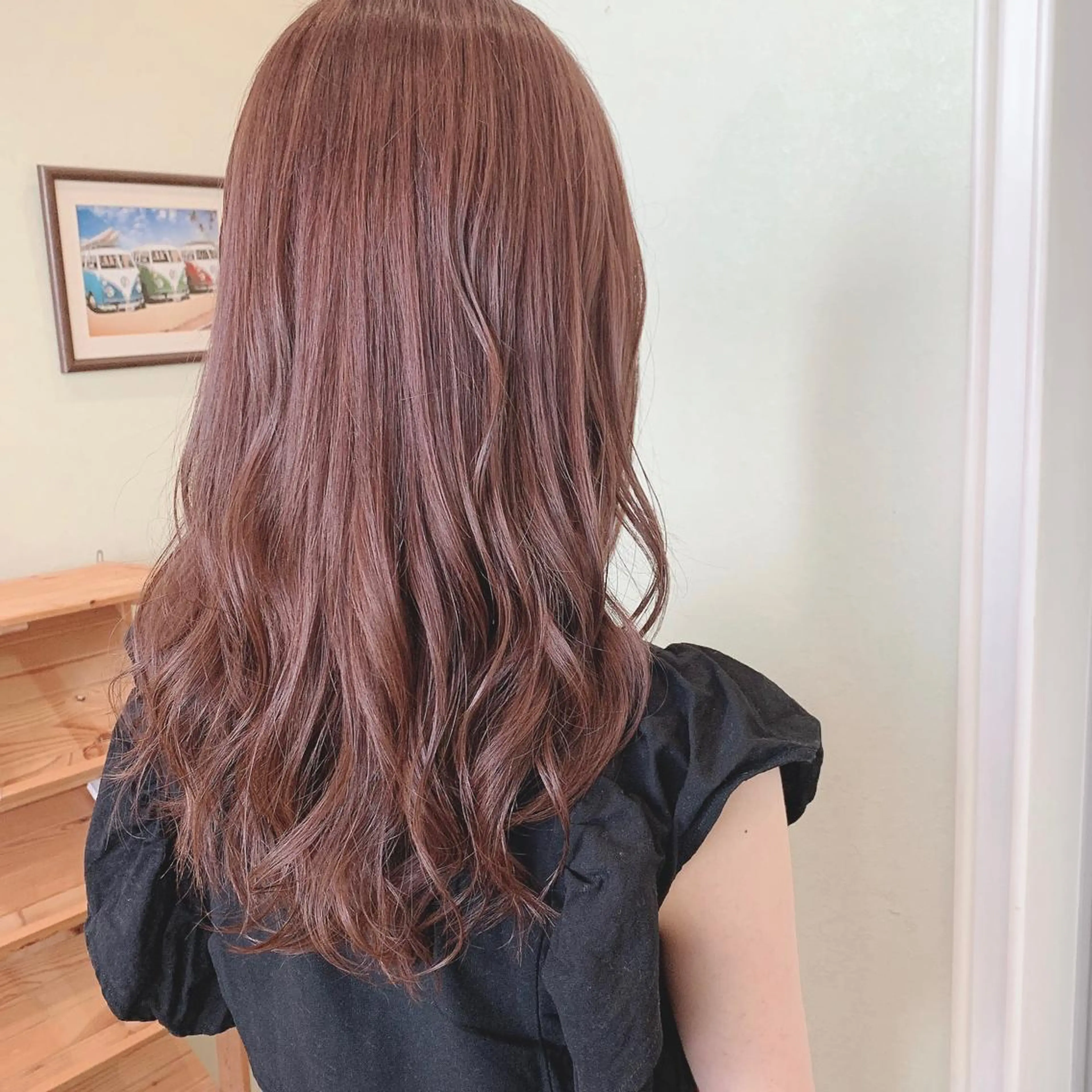 ロング カラー ベージュカラー ピンクカラー ピンクベージュ NUMBER_ ユイナのヘアスタイル
