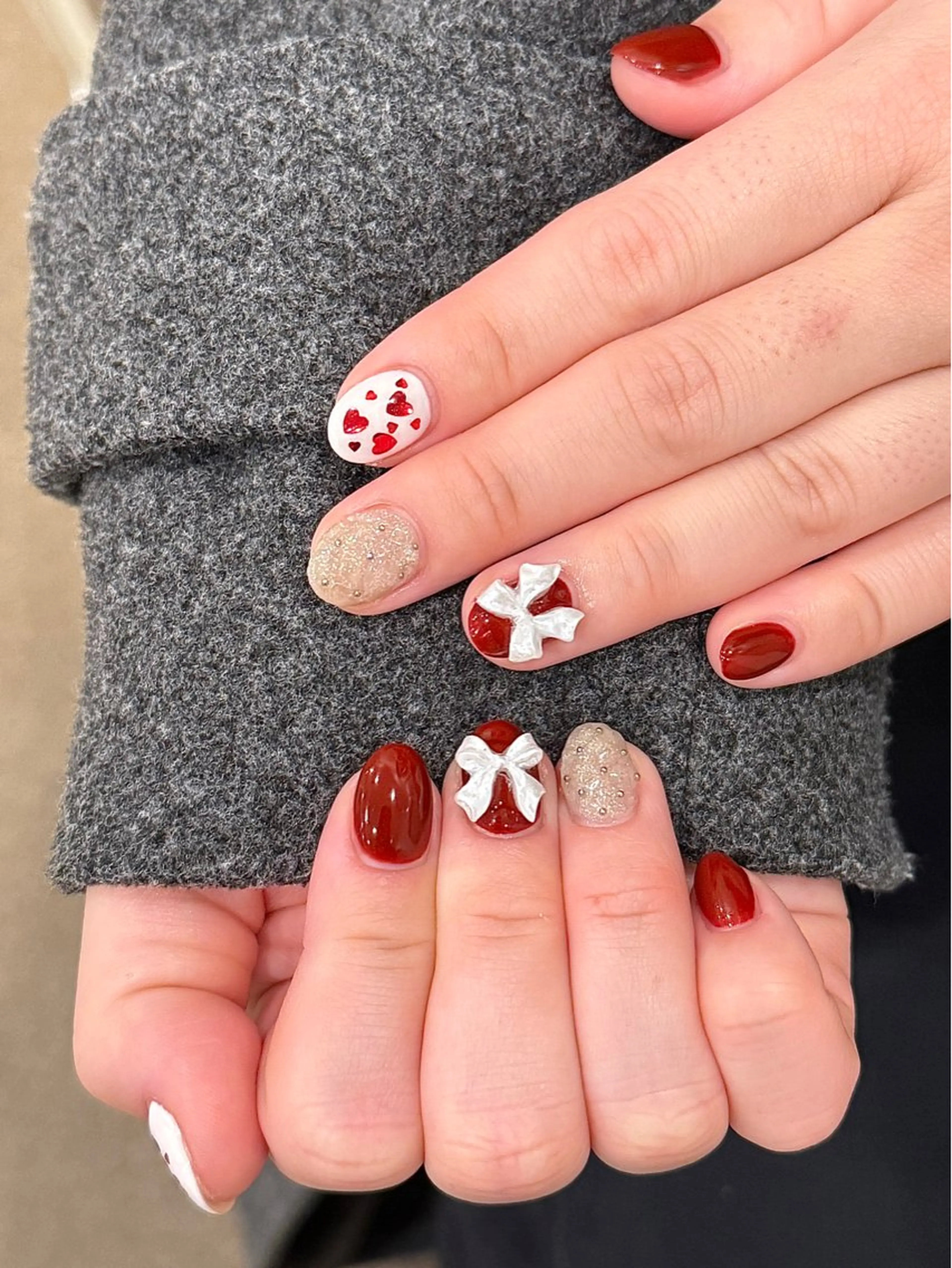 ネイル オーロラネイル チークネイル フレンチネイル ガラスフレンチ グラデーション ハンドネイル H&Bsalon カイのネイルデザイン