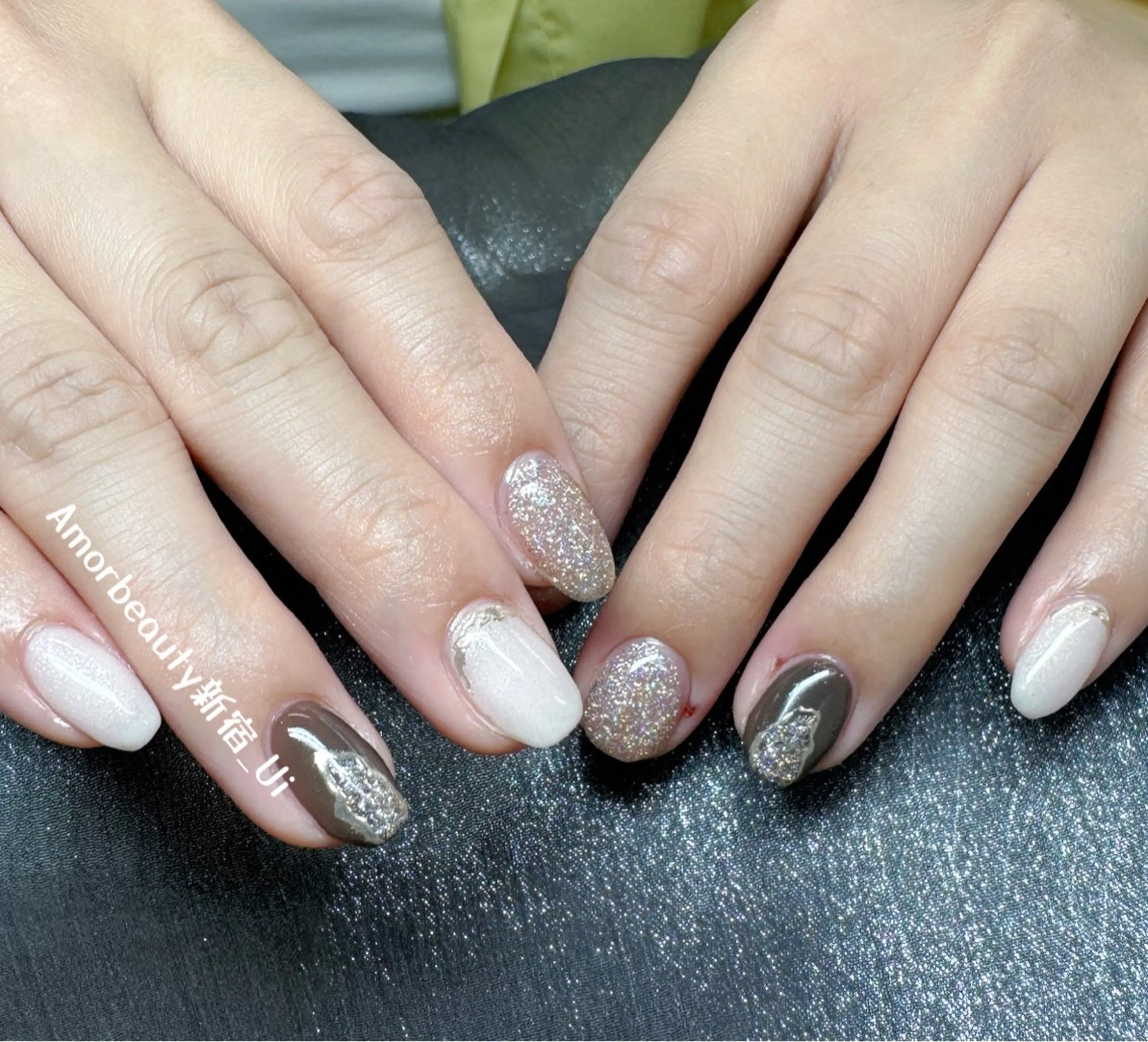 ネイル Kaka_ パラジェル、長さだしのネイルデザイン