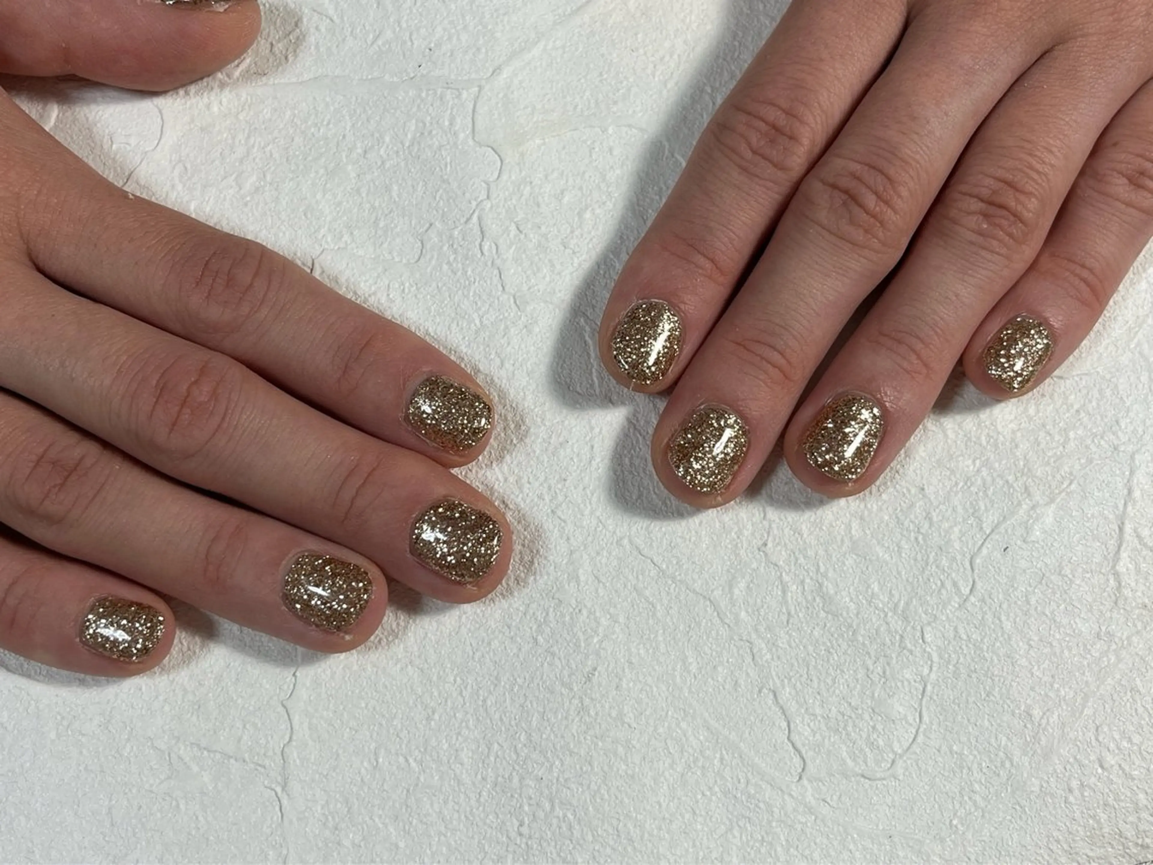 ネイル オーロラネイル フットネイル フレンチネイル ジェルネイル キラキラネイル ハンドネイル kiki nail たまプラーザのネイルデザイン