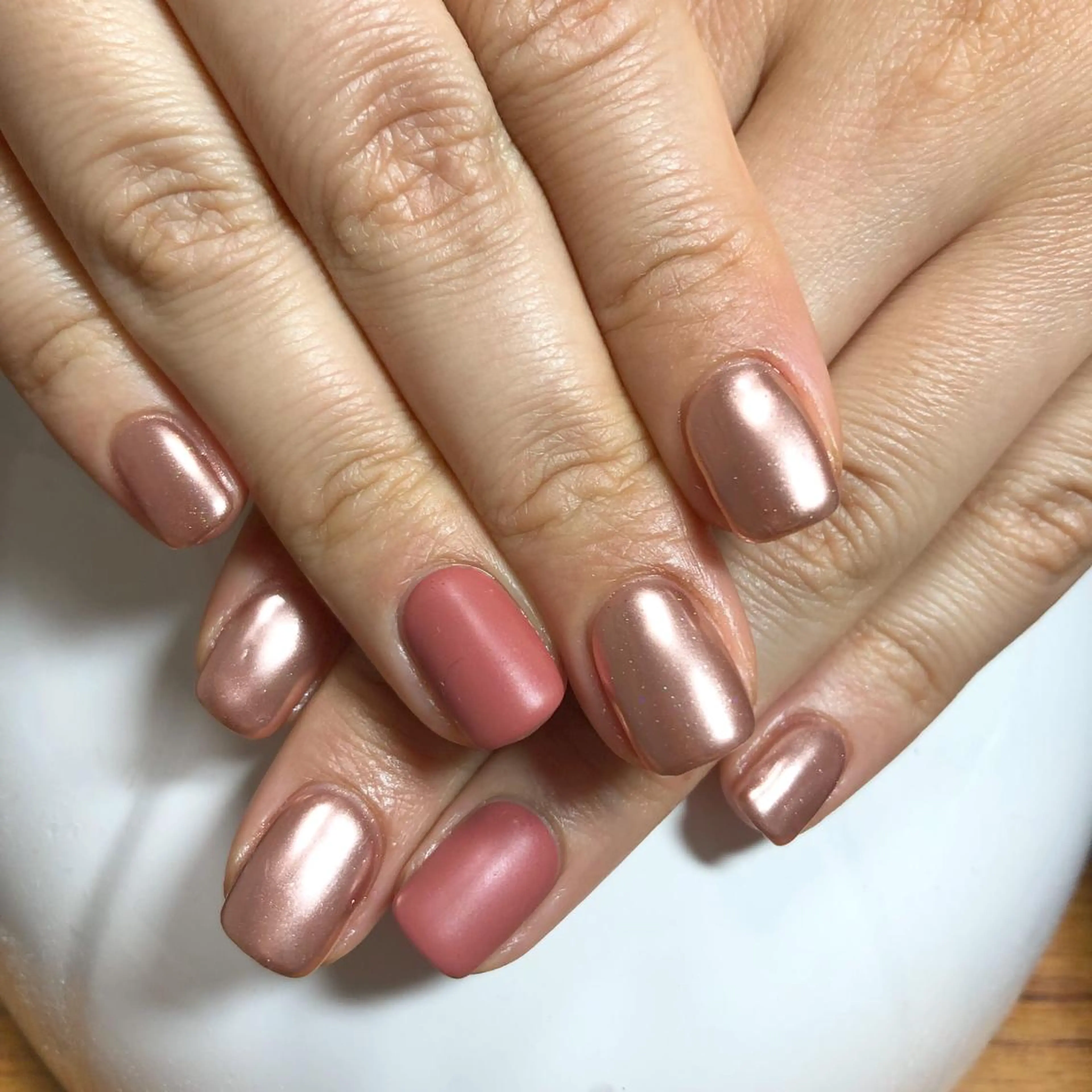 ネイル ミラーネイル MaHaRo所属・S HARUKAのネイルデザイン