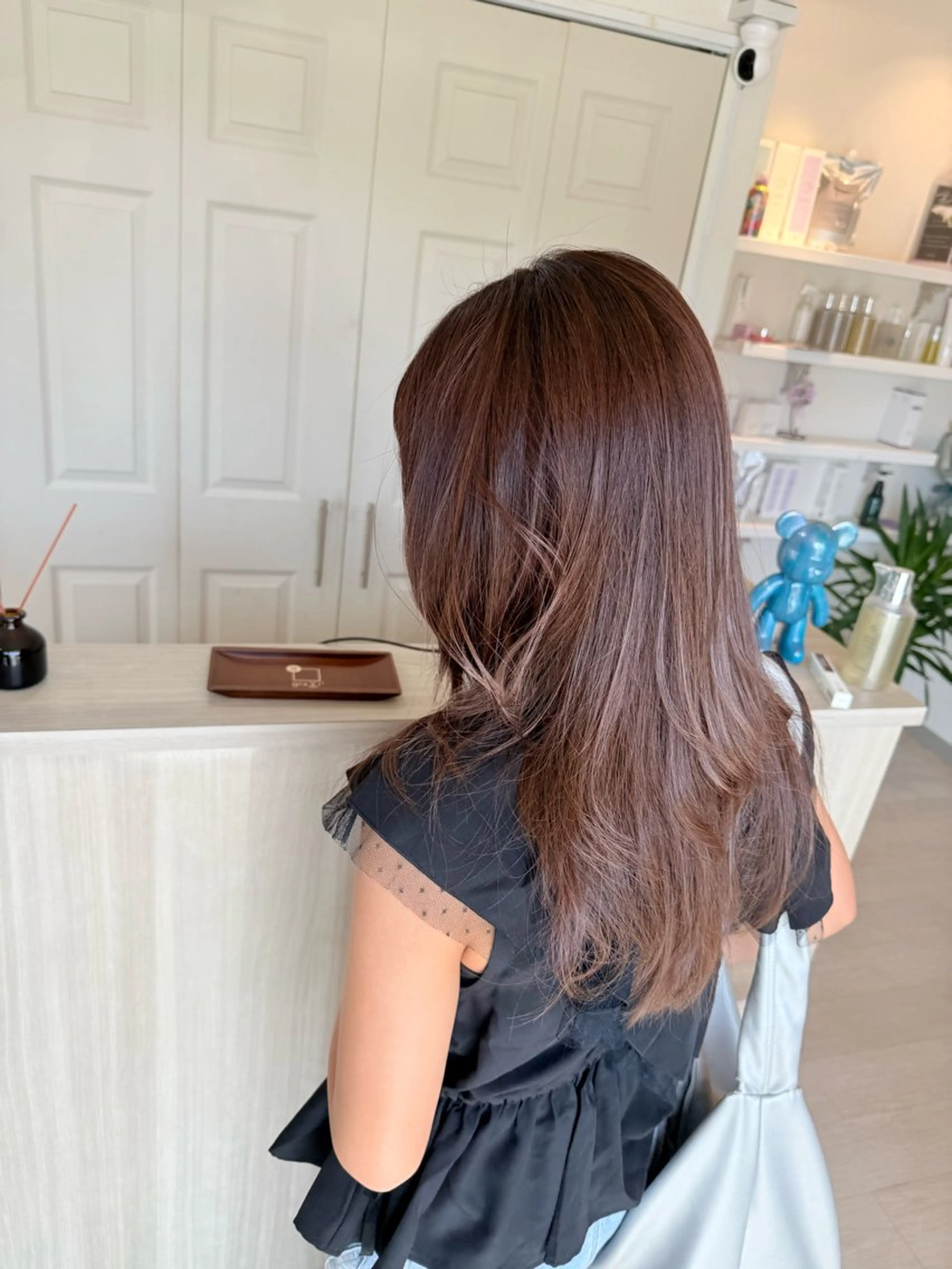 セミロング ヘアカラー トリートメント graxi'    グラシー所属・ブリーチ/ハイトーン SERINAのヘアスタイル