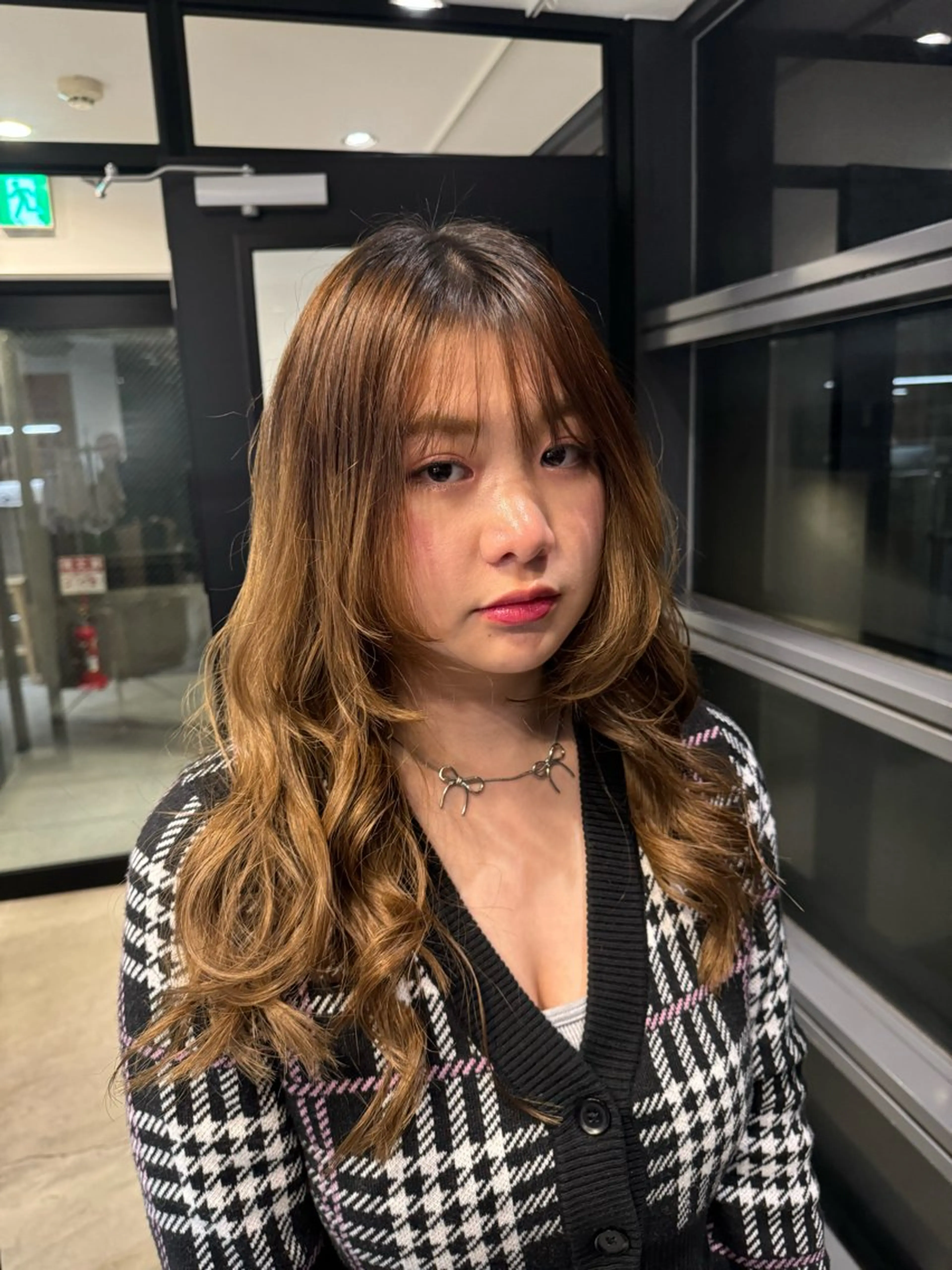 ロング 柳川 ことねのヘアスタイル