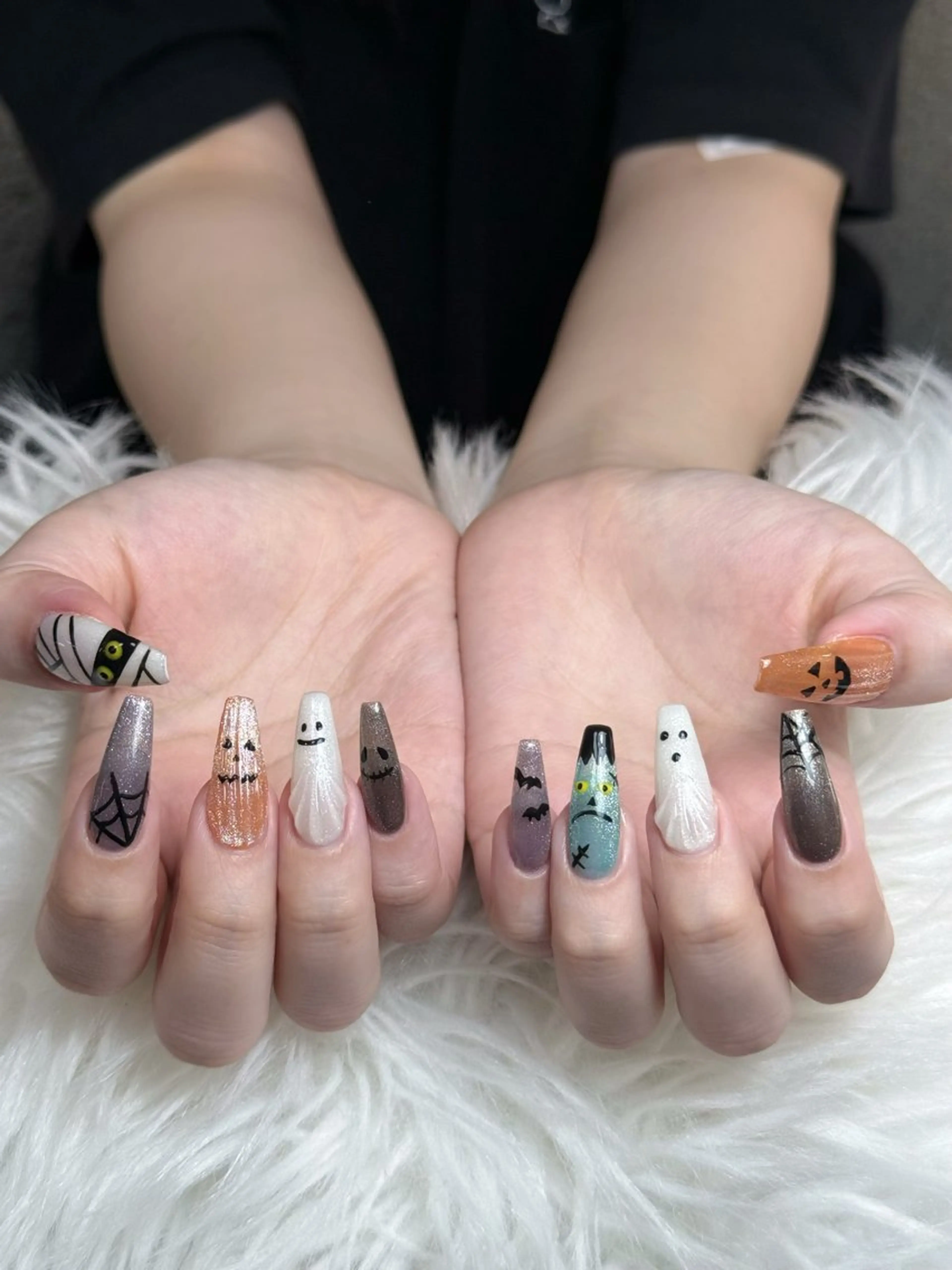 ネイル フレンチネイル ジェルネイル キラキラネイル 韓国ネイル マグネットネイル Julli NailStudioのネイルデザイン