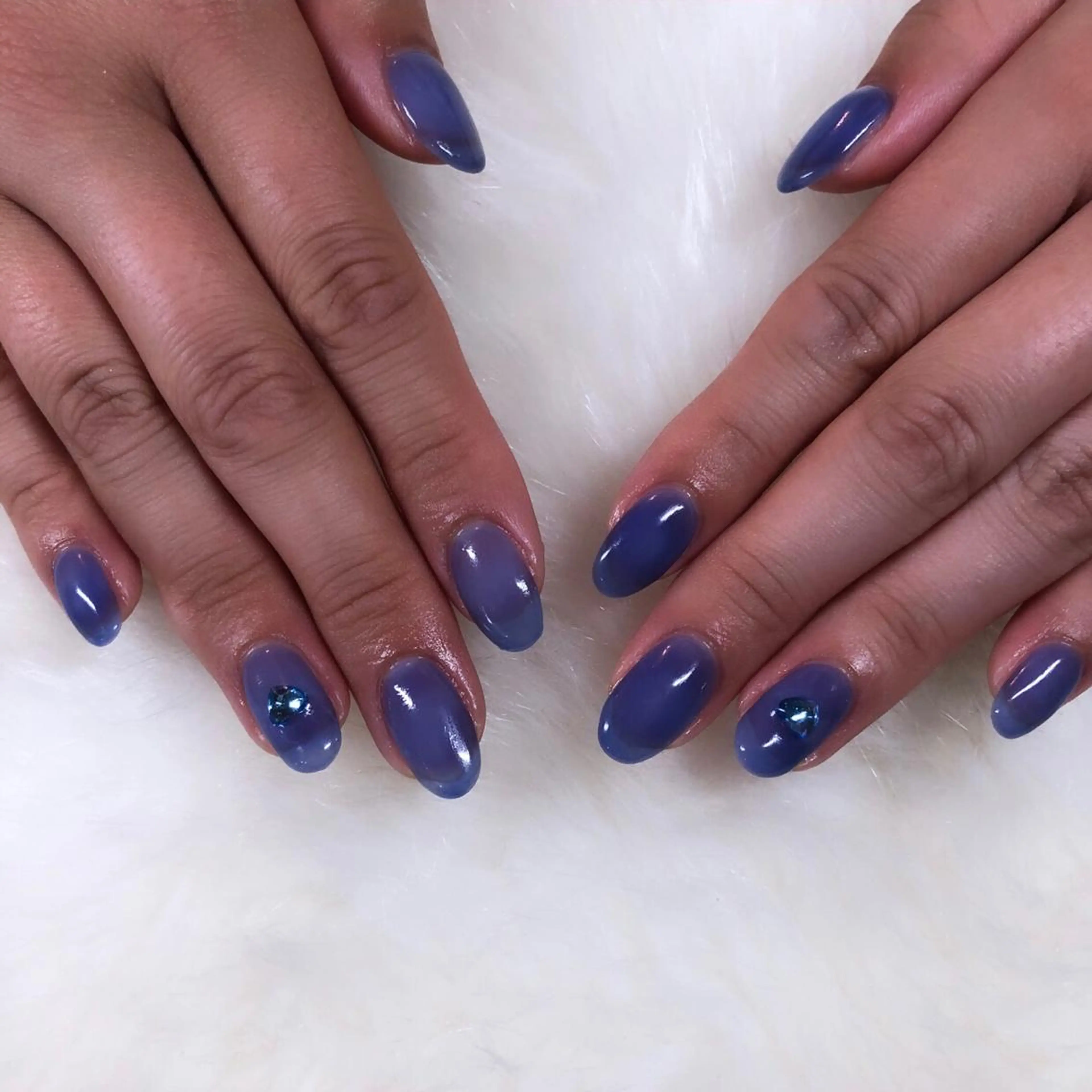 ネイル ハンドネイル フットネイル ハンドケア Nes.Nail所属・Miyagi Asamiのネイルデザイン