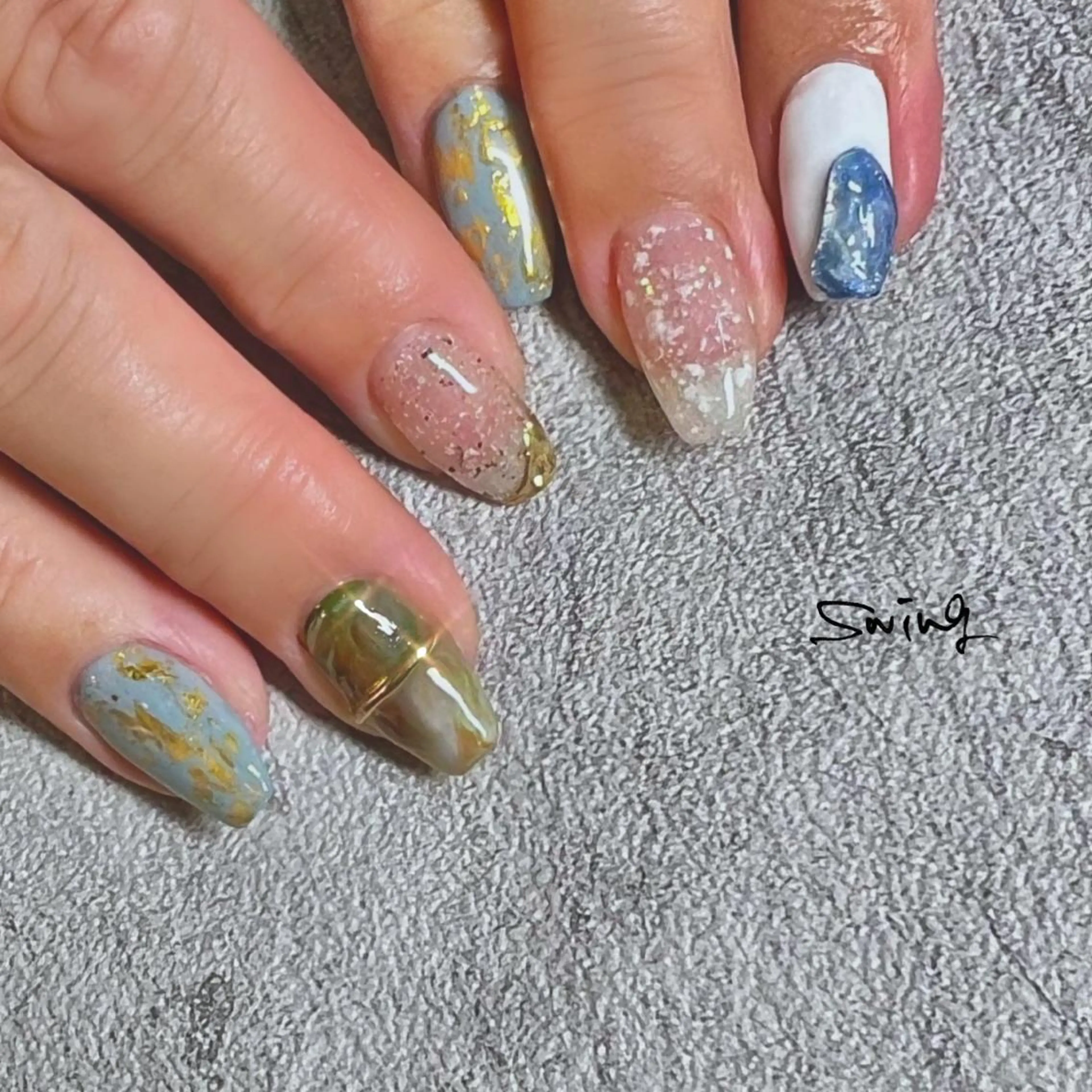 ネイル ニュアンスネイル SWING Nail Salon所属・Yoshida Takakoのネイルデザイン