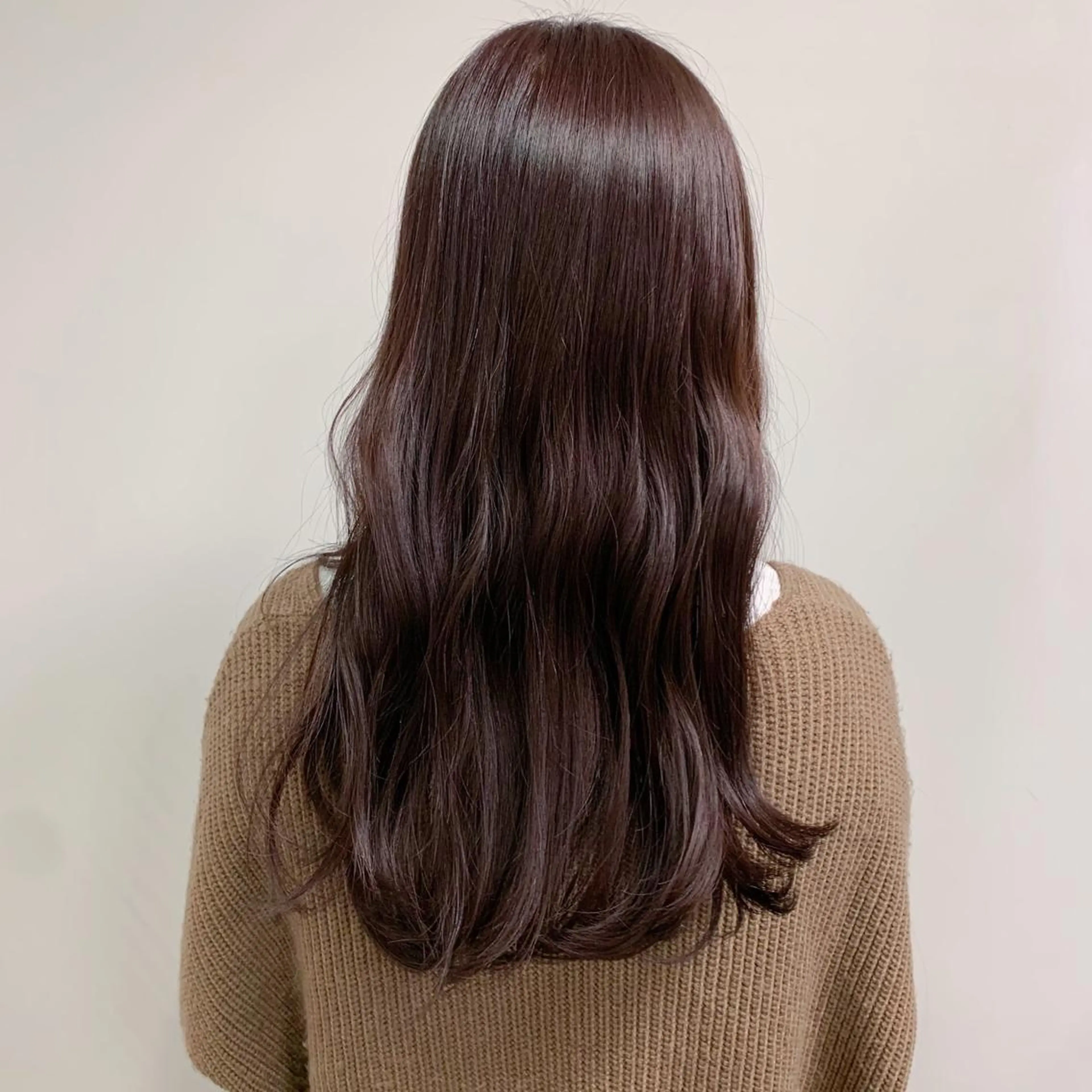 ロング カラー トリートメント ウスイマイコ カット/ケアカラーのヘアスタイル