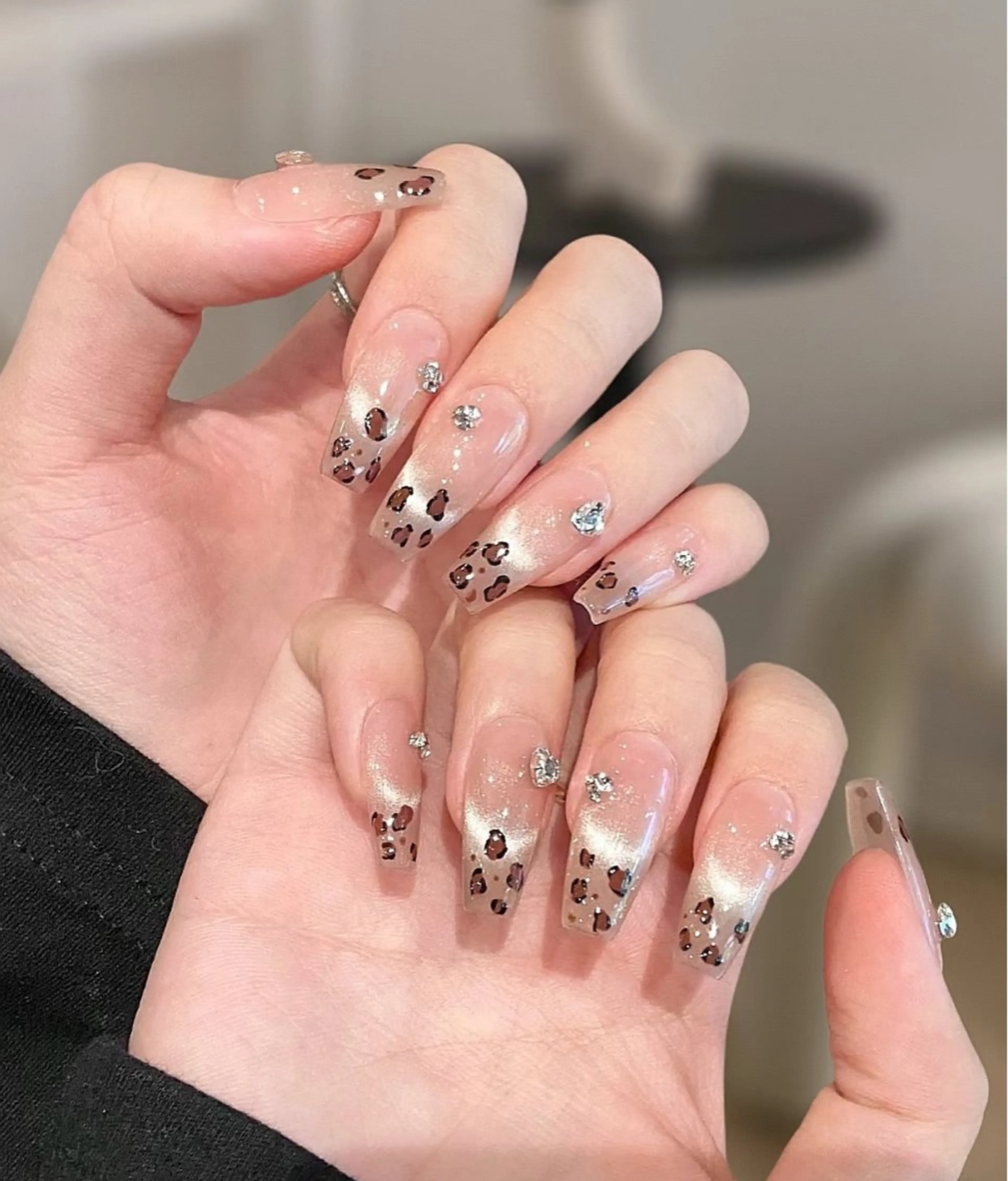 ネイル pink ladyサロン所属・べ にのネイルデザイン