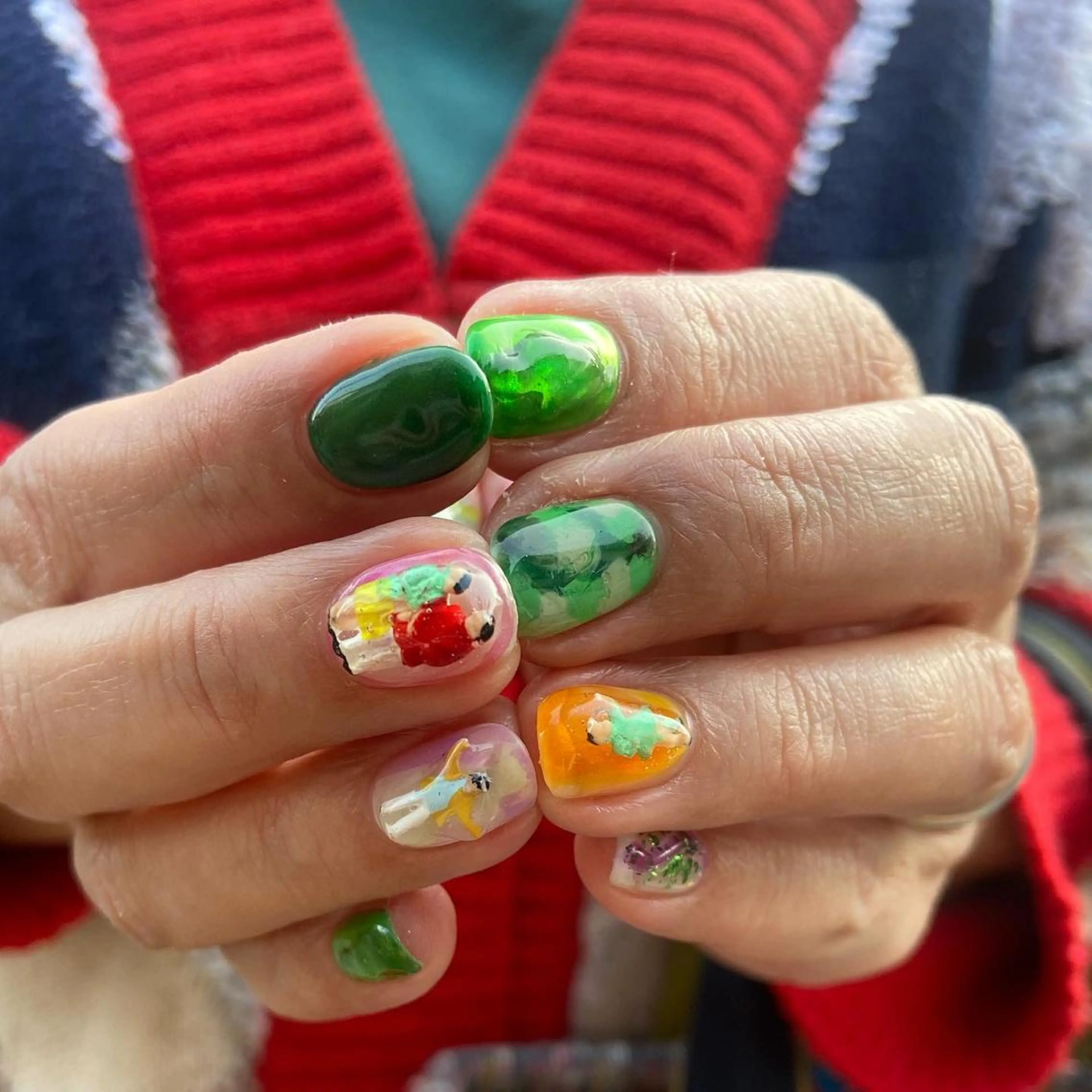 ネイル ジェルネイル グリーン パステルネイル 春ネイル . unffのネイルデザイン