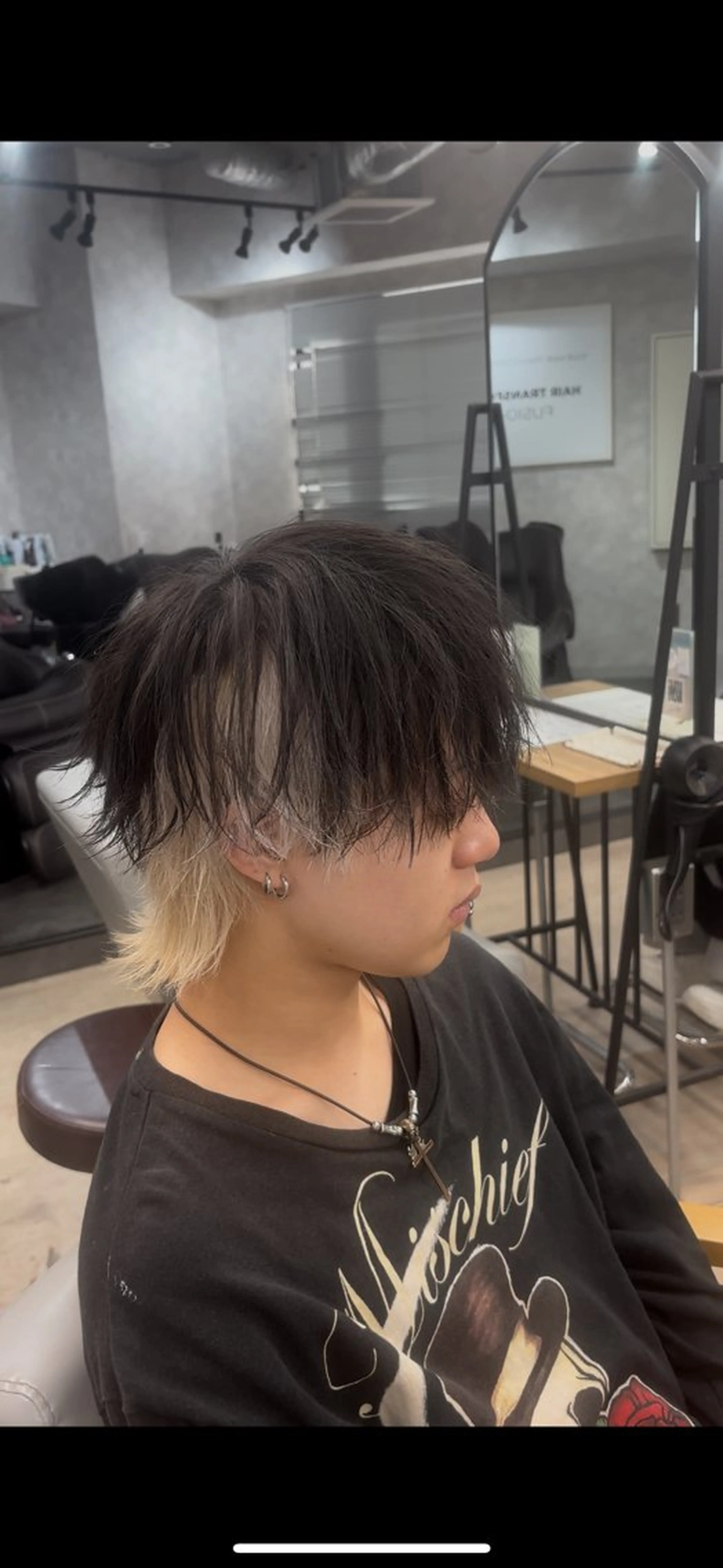 カラー メンズハイトーン 北斗💍レイヤーのヘアスタイル