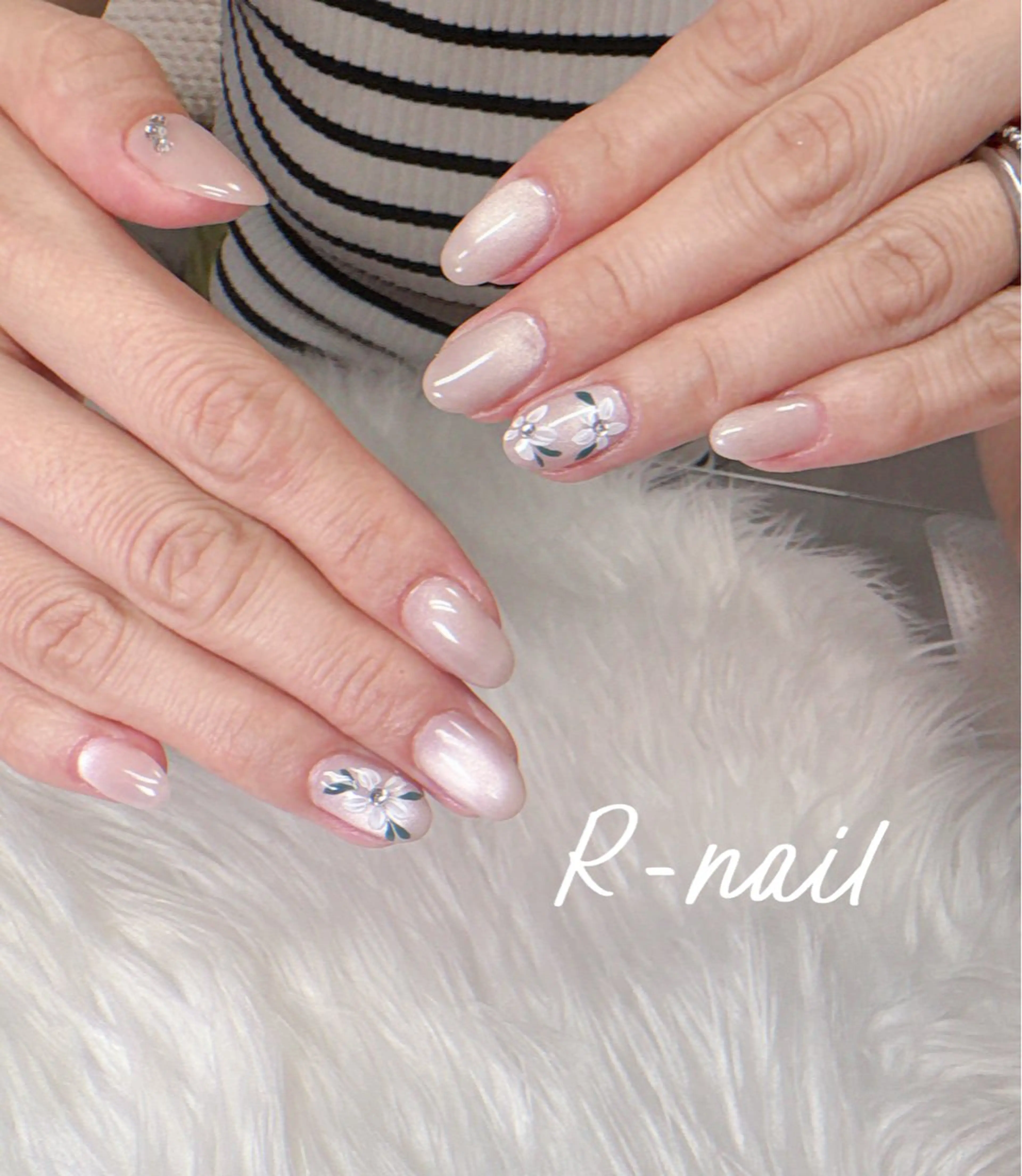 ネイル ハンドネイル R-nail salonのネイルデザイン