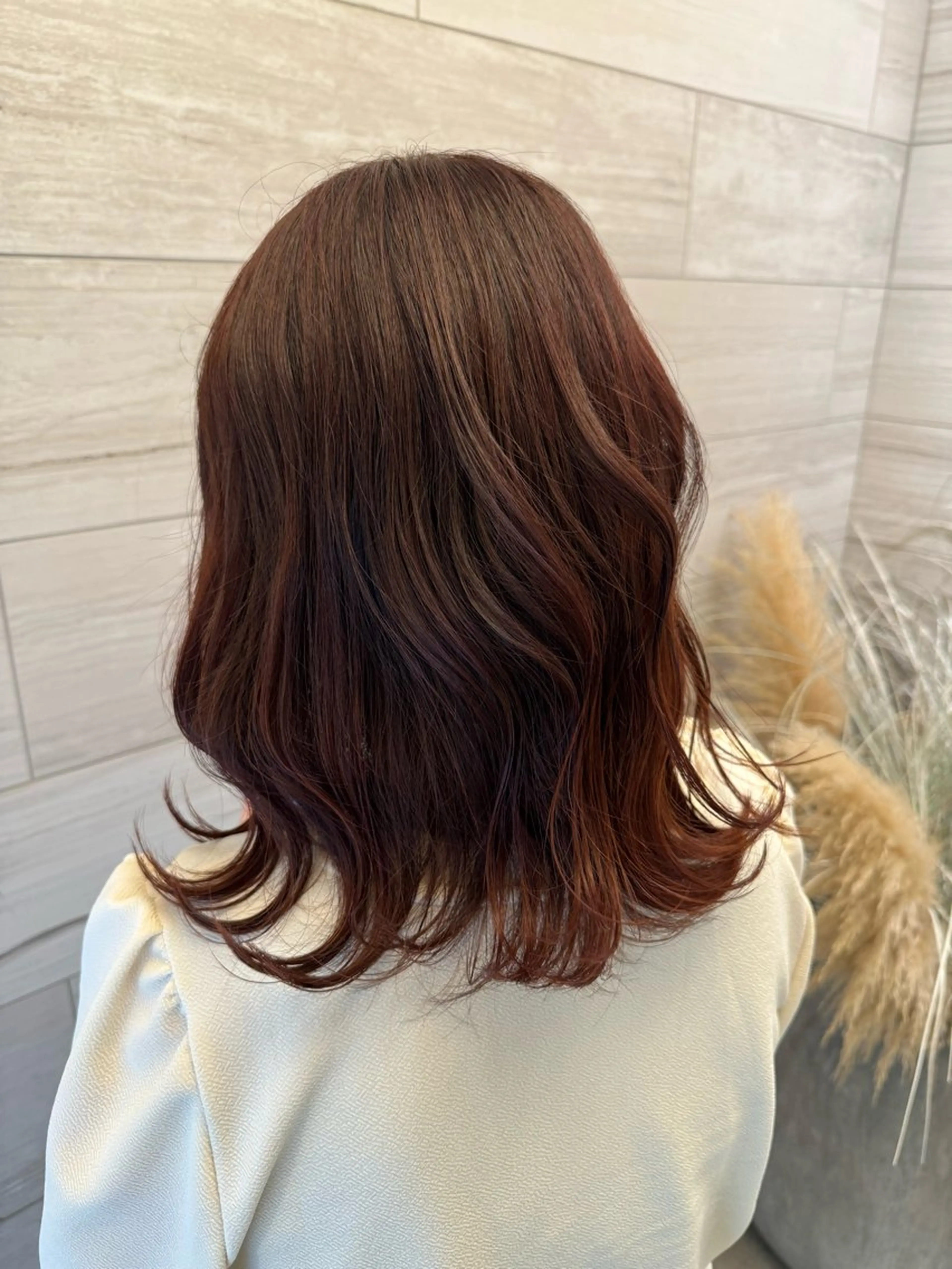 ミディアム カラー ブリーチ ブリーチなしカラー Cloe 堀江店所属・山口 千晶のヘアスタイル