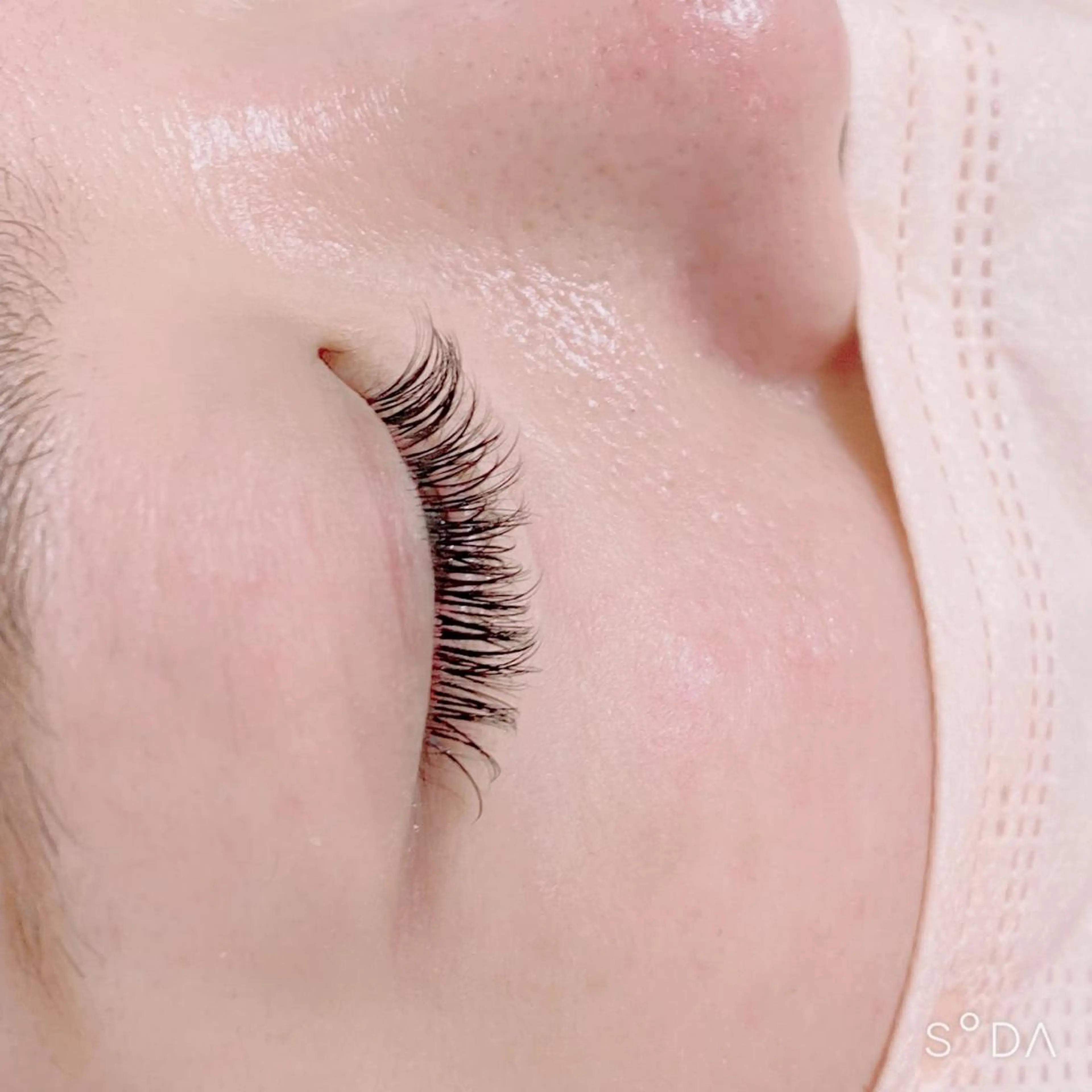 まつ毛エクステ フラットラッシュ 100本の写真