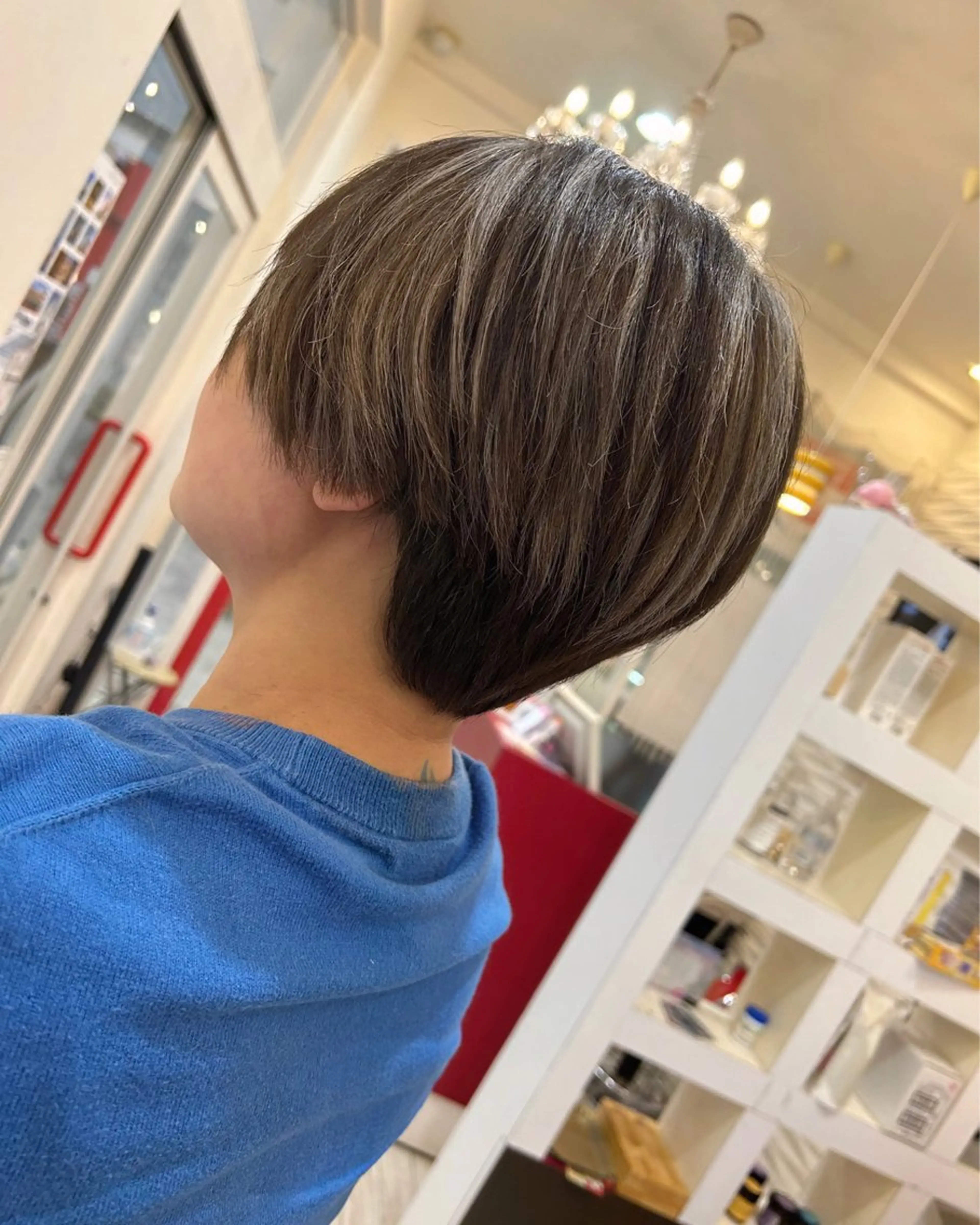 ショート カラー ヘアアレンジ ハイライトカラー ハイライト 今村公介 ブリーチ特化、派手髪のヘアスタイル