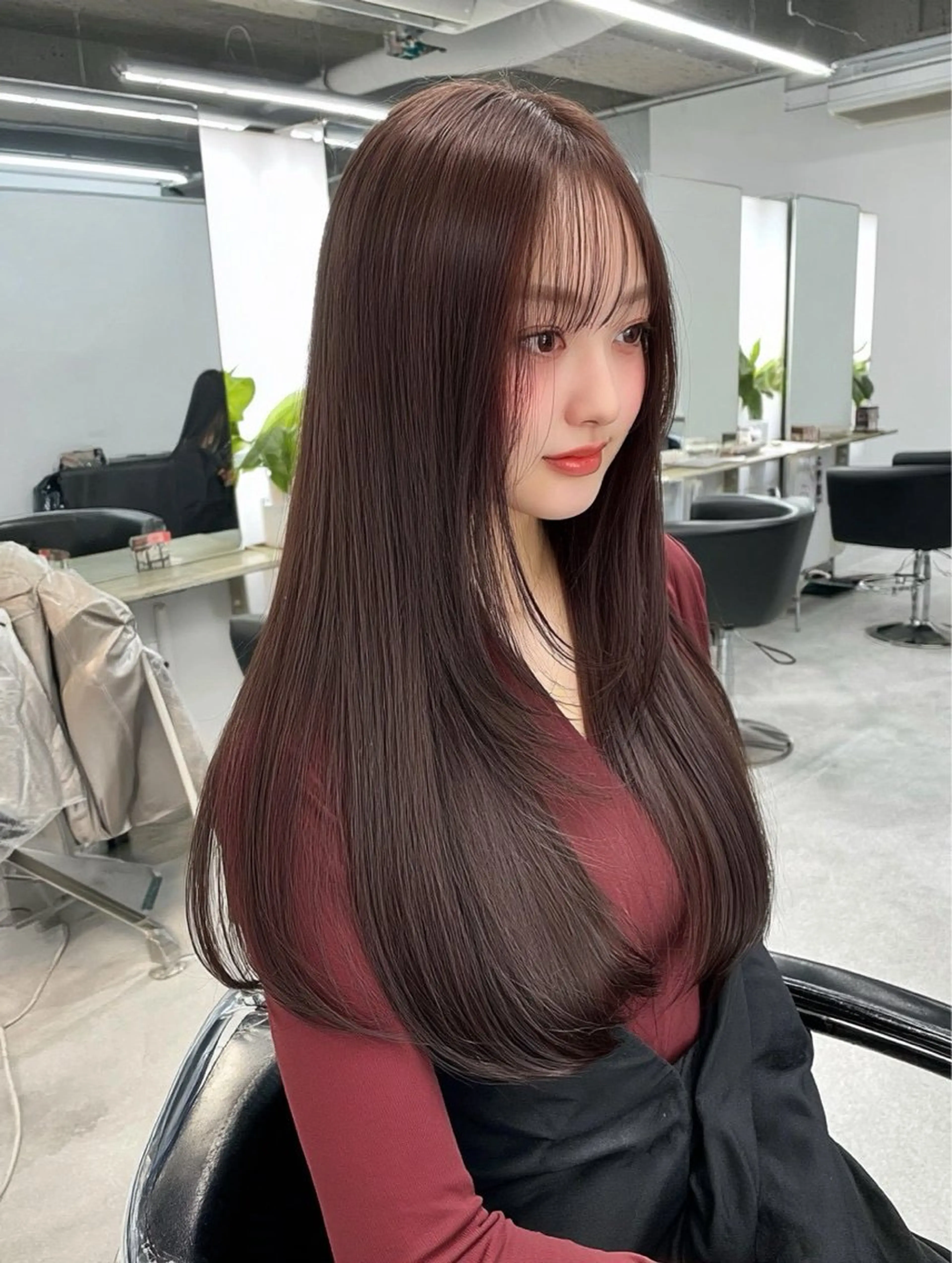 ロング カラー 透明感カラー くびれヘア 顔周りカット ヨシンモリ 韓国風ヘア カット ヘアカラー トリートメント 京都韓国ヘア🇰🇷 /髪質改善/透カラーのヘアスタイル