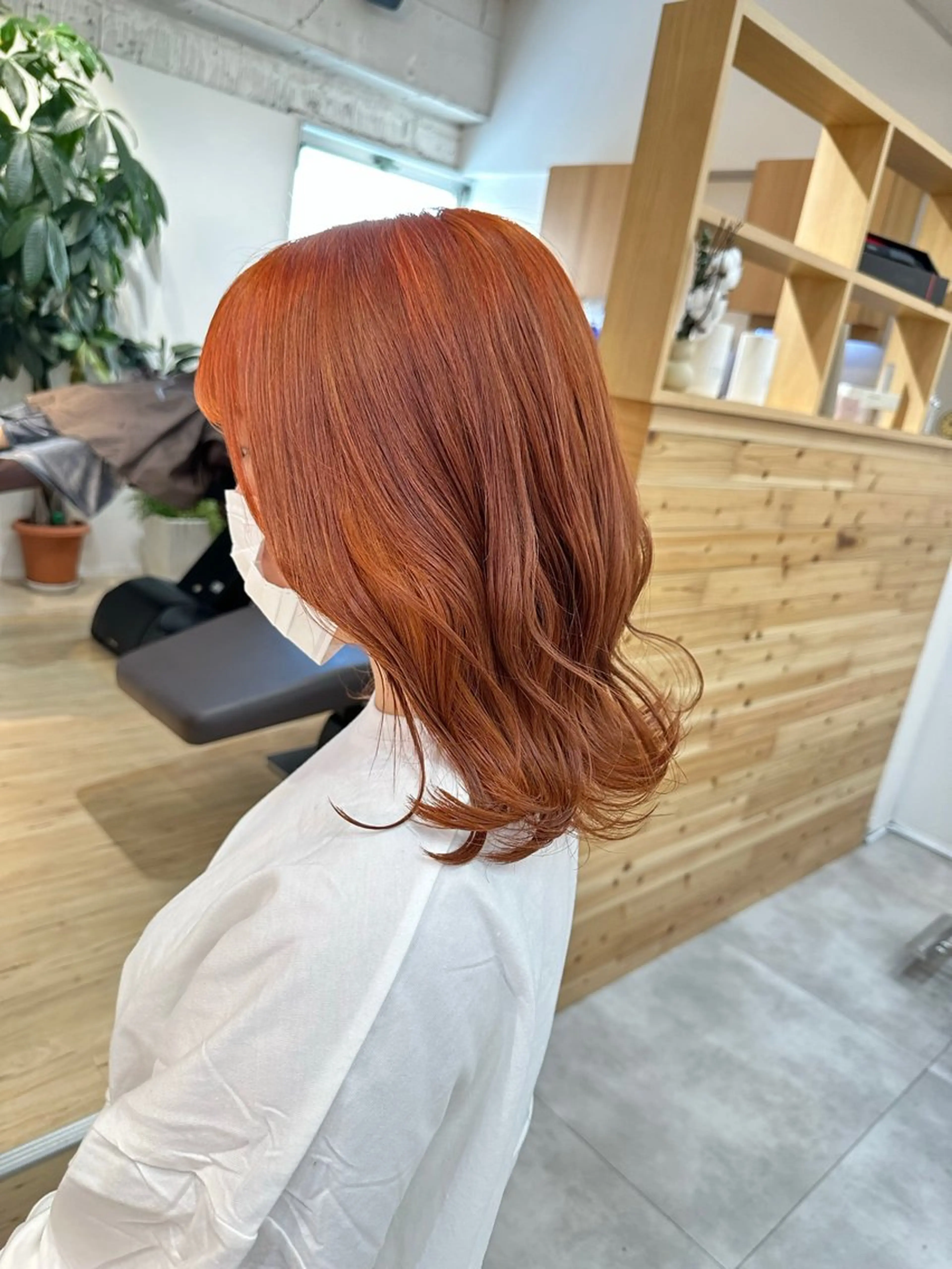 ミディアム カラー ブリーチ 透明感カラー カット ヘアカラー トリートメント 韓国レイヤー /艶カラー/ᴿᴵᴺのヘアスタイル