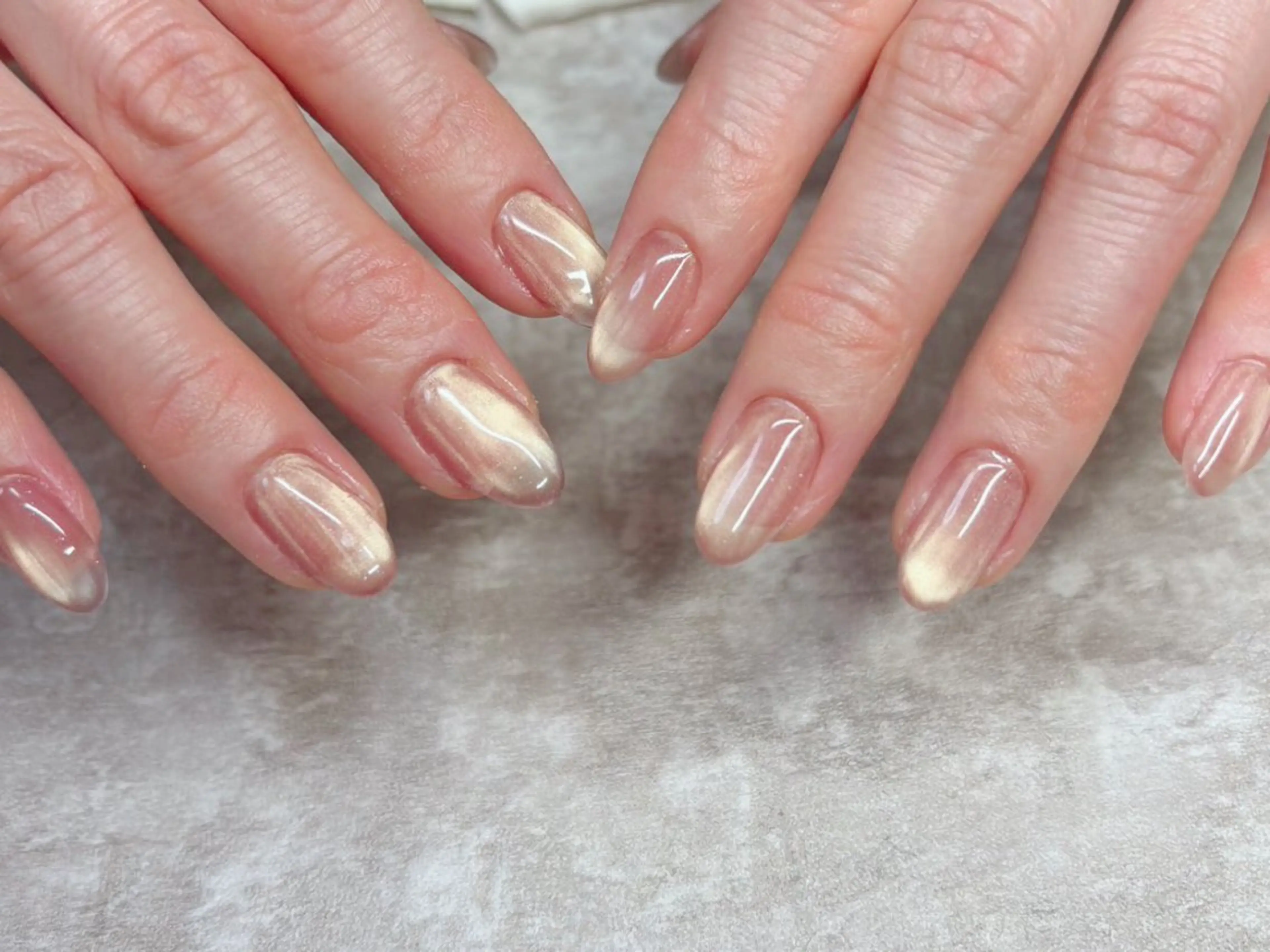 ネイル マグネットネイル ハンドネイル ハンドケア Nail •Head スパFortunaのネイルデザイン