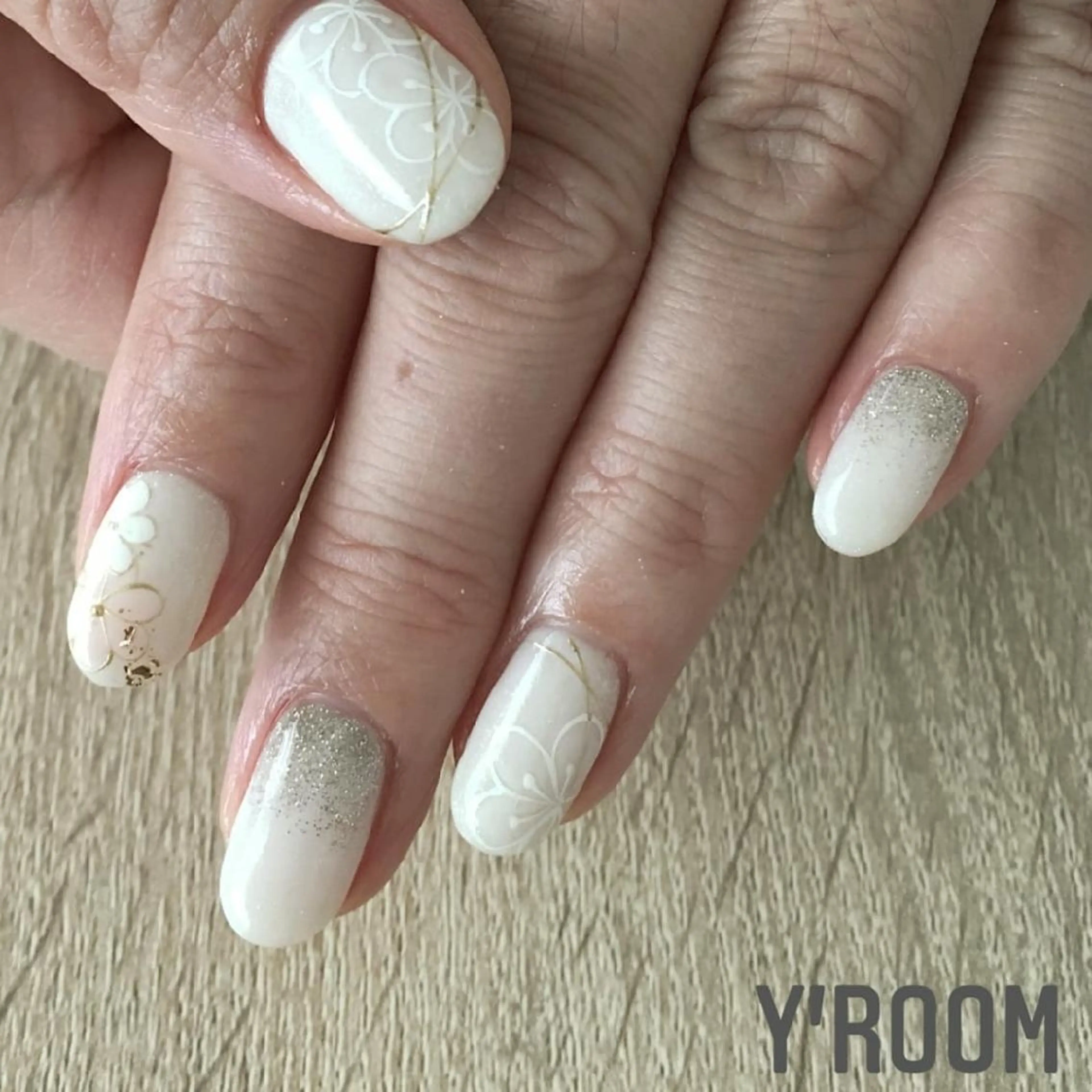 ネイル フラッシュネイル ジェルネイル マグネットネイル ニュアンスネイル ワンカラーネイル YUKA （ネイリスト）のネイルデザイン