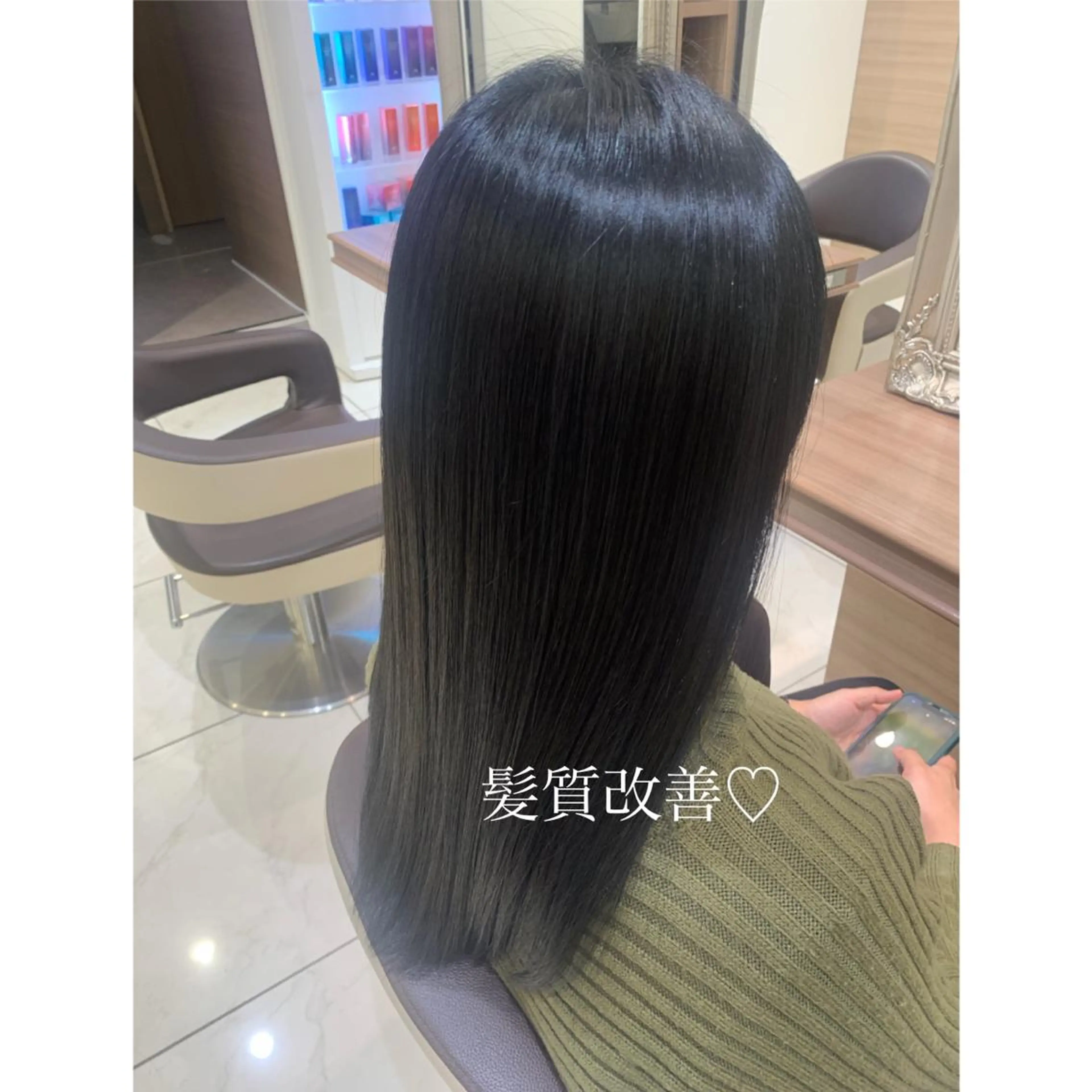 ミディアム カラー Dears 香芝店所属・関 優希のヘアスタイル