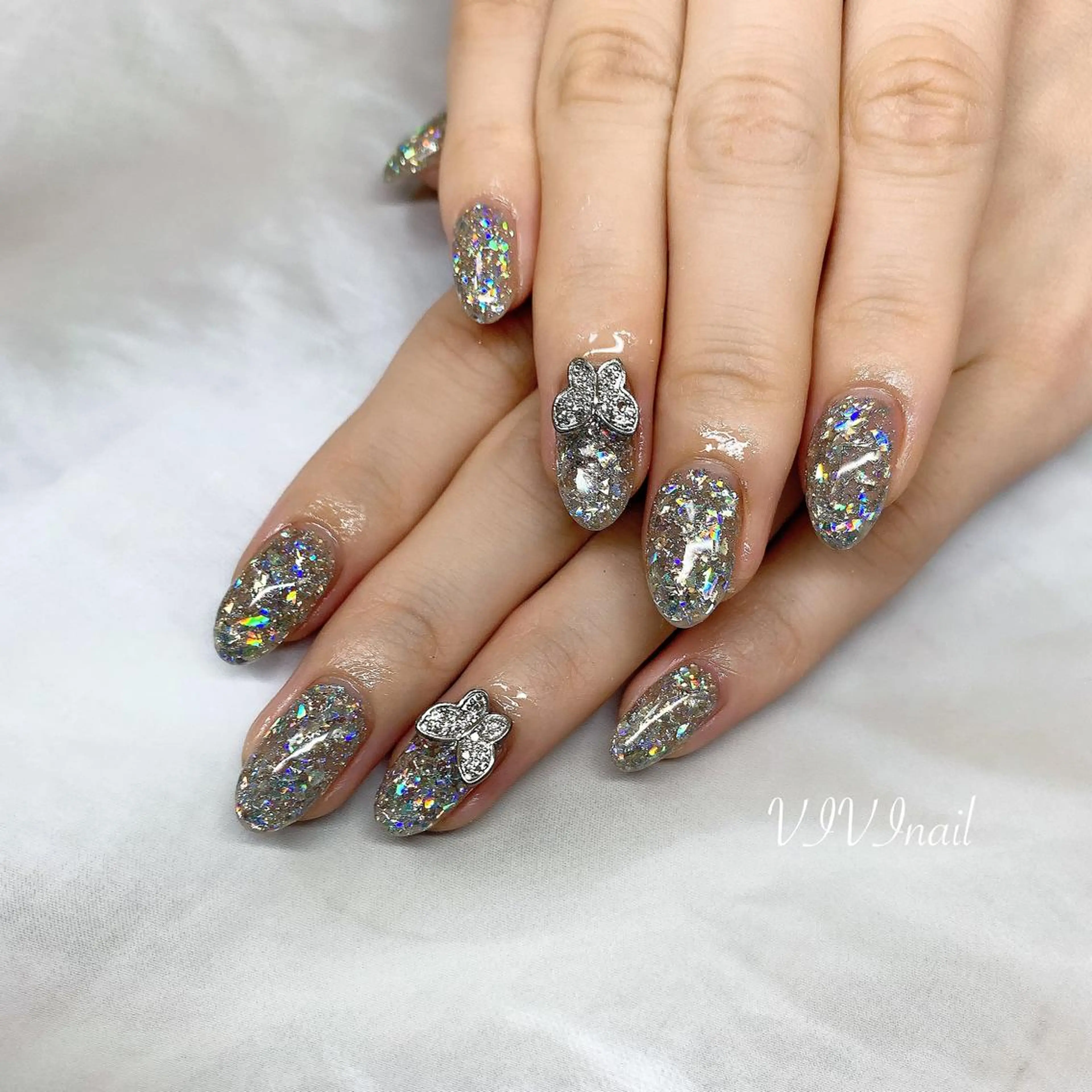 ネイル キラキラネイル ハンドネイル vivi nailのネイルデザイン